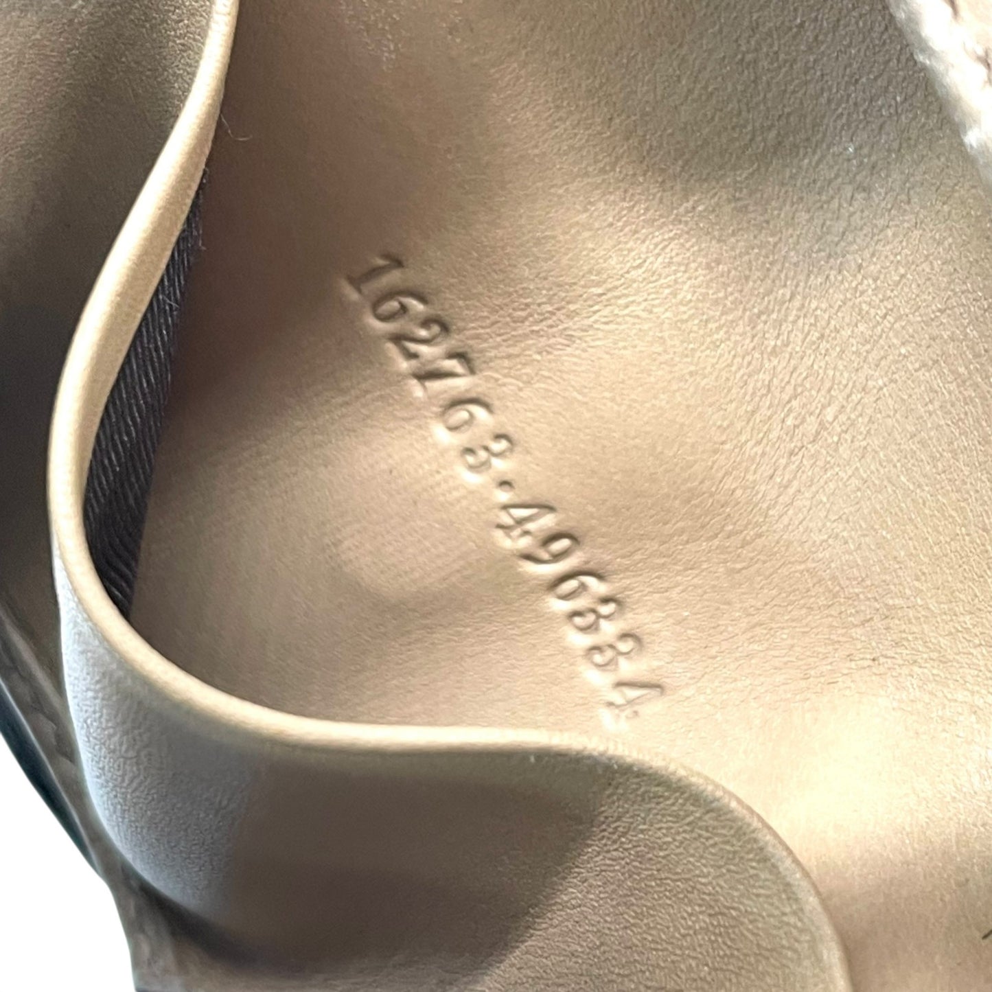 グッチ GUCCI グッチシマ 三つ折り キーケース インターロッキングG ベージュ レザー ゴールド金具 レディース M5