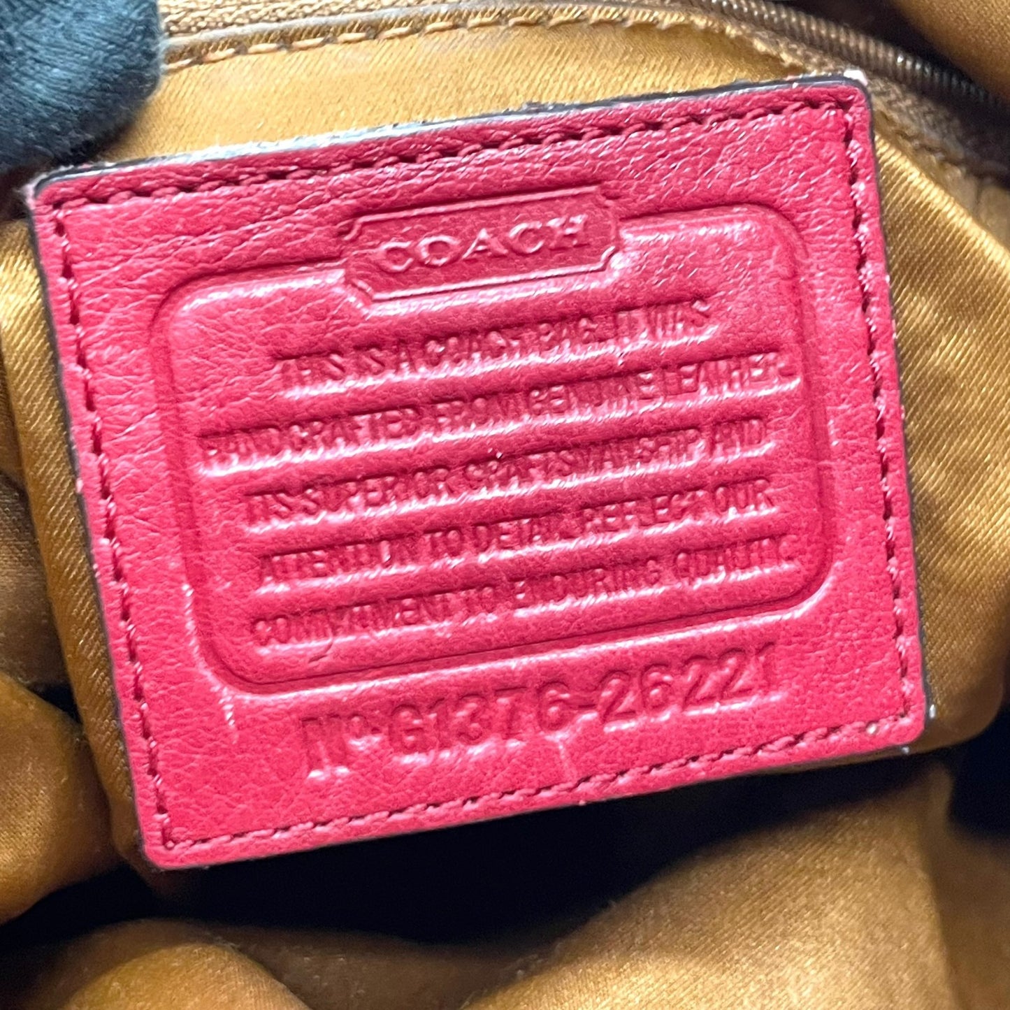 COACH コーチ ハンドバッグ トートバッグ 赤 レッド レザー ゴールド金具 ロゴ チャーム付き 肩掛け可 レディース T4