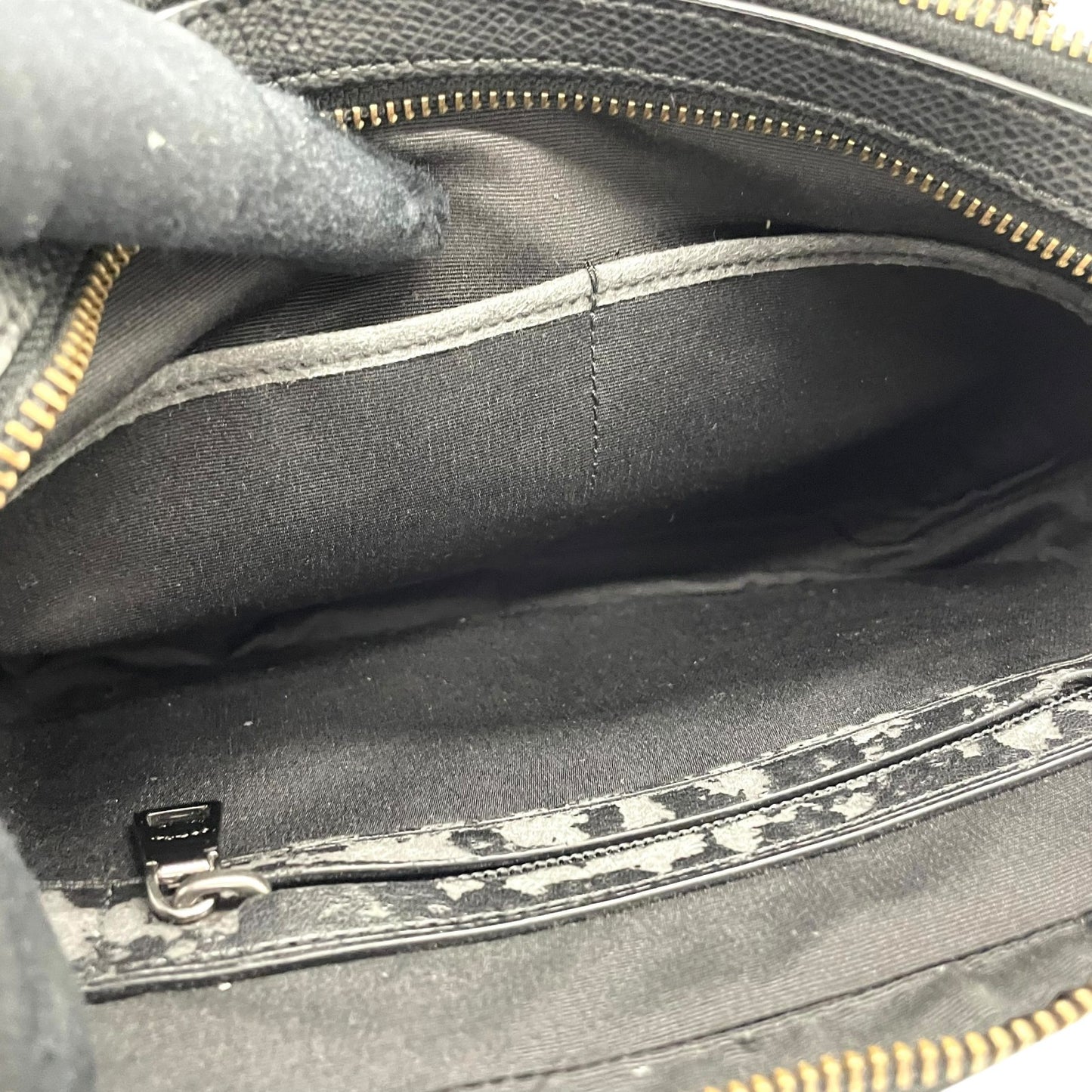 COACH コーチ クラッチバッグ セカンドバッグ F93555 黒 ブラック レザー ブラック金具 ロゴ型押し ストラップ付 メンズ U2
