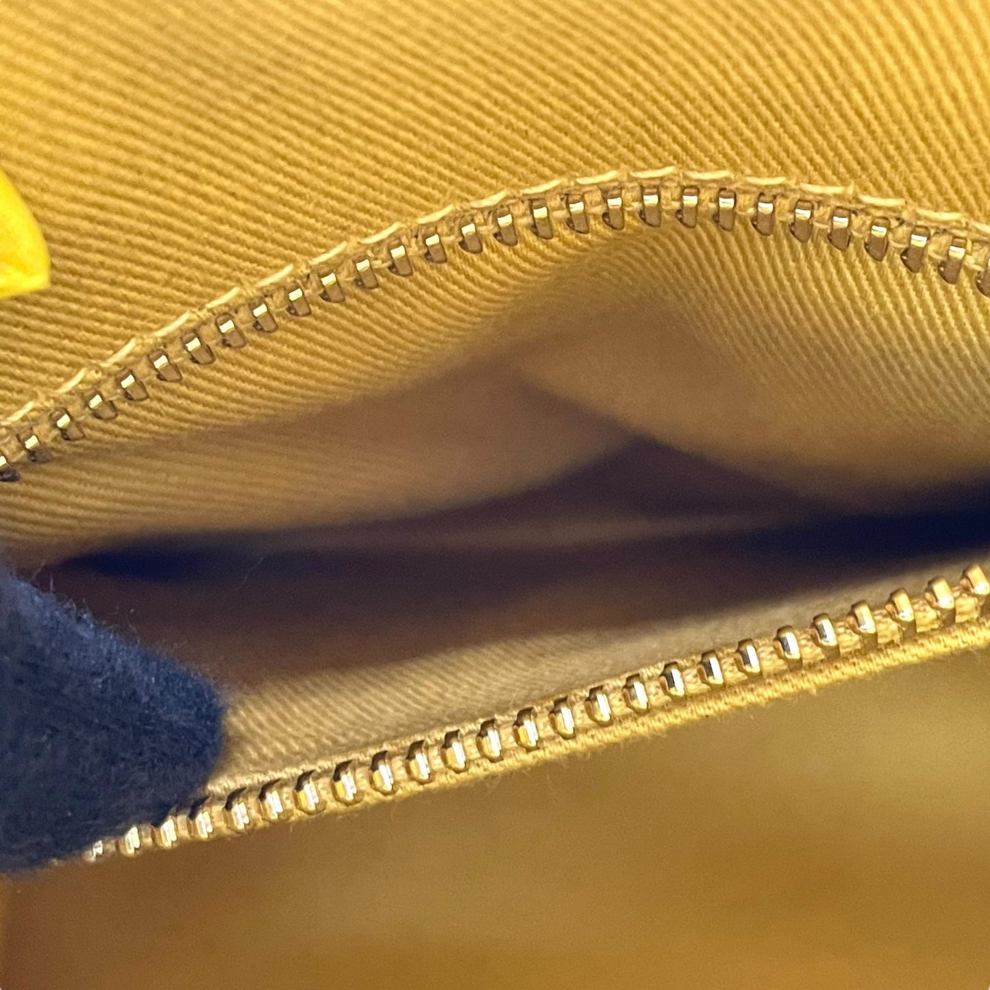 ドルチェ＆ガッバーナ DOLCE&GABBANA ドルガバ マヨリカ DG DAYLY ミニショッピングバッグ 2WAY ハンドバッグ ショルダーバッグ イエロー キャンバス×レザー ゴールド金具 刺繍ロゴ 斜め掛け可 レディース B