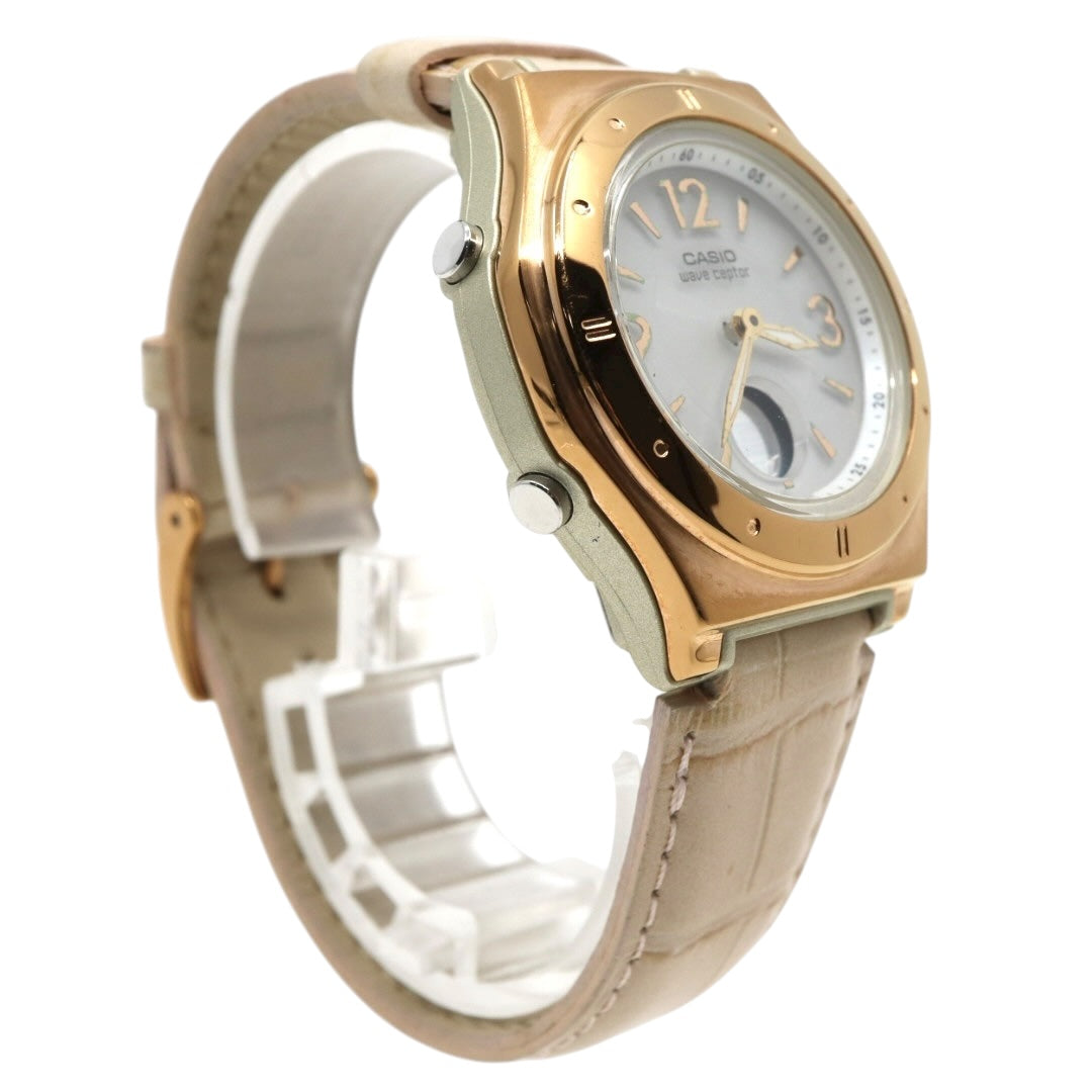 【美品/稼働品】カシオ ウェーブセプター 腕時計 LWA-M141 電波ソーラー レディース ゴールド ホワイト文字盤 レザー ベージュ MULTI BAND 6 アナデジ エレガント フェミニン カジュアル ビジネス ファッション G