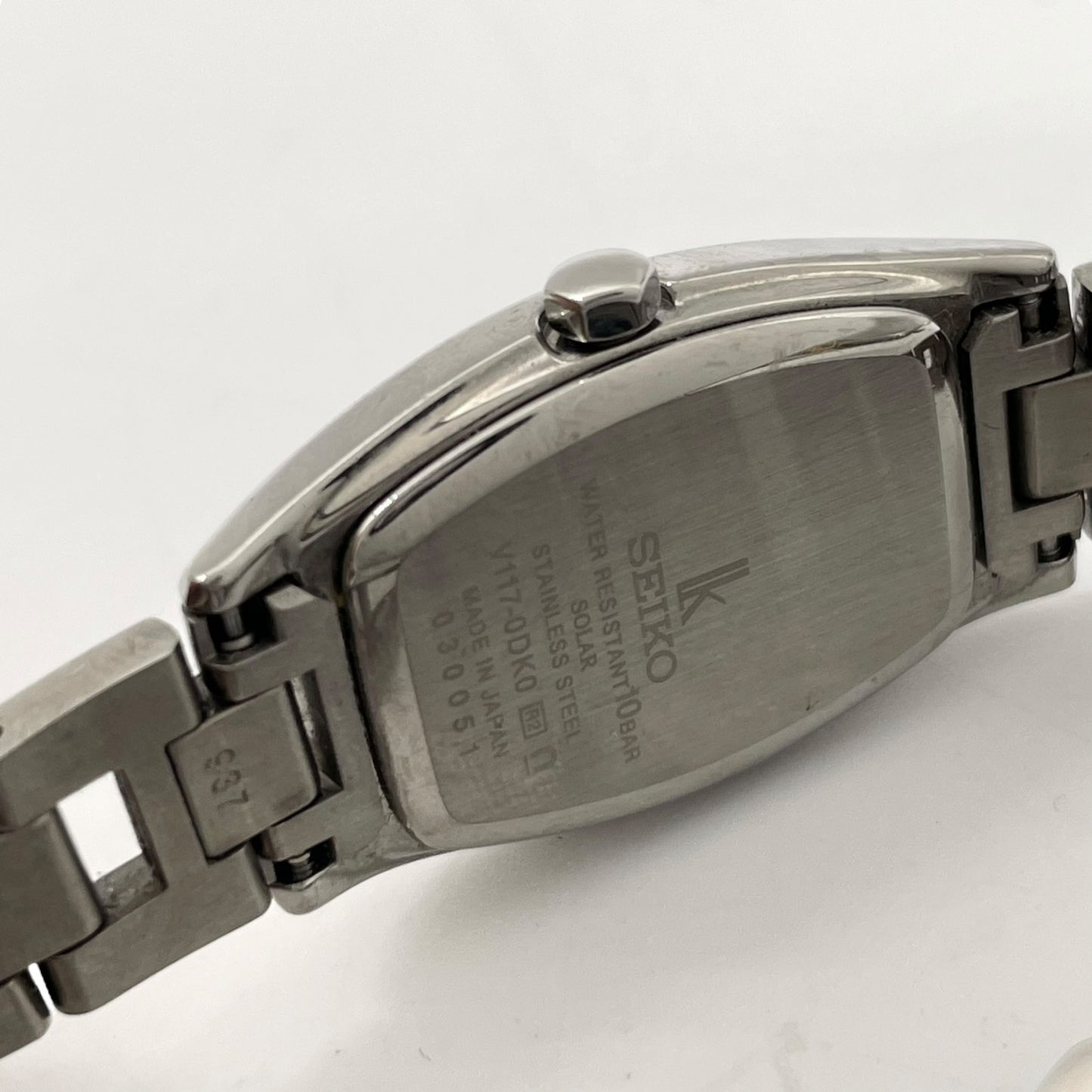 【美品／稼働品】セイコー ルキア 人気モデル SSVR131 腕時計 レディース ソーラー トノー型 シェル文字盤 MOP アナログ ローマン エレガント ドレスウォッチ ビジネス オフィス フォーマル クリーニング済 G