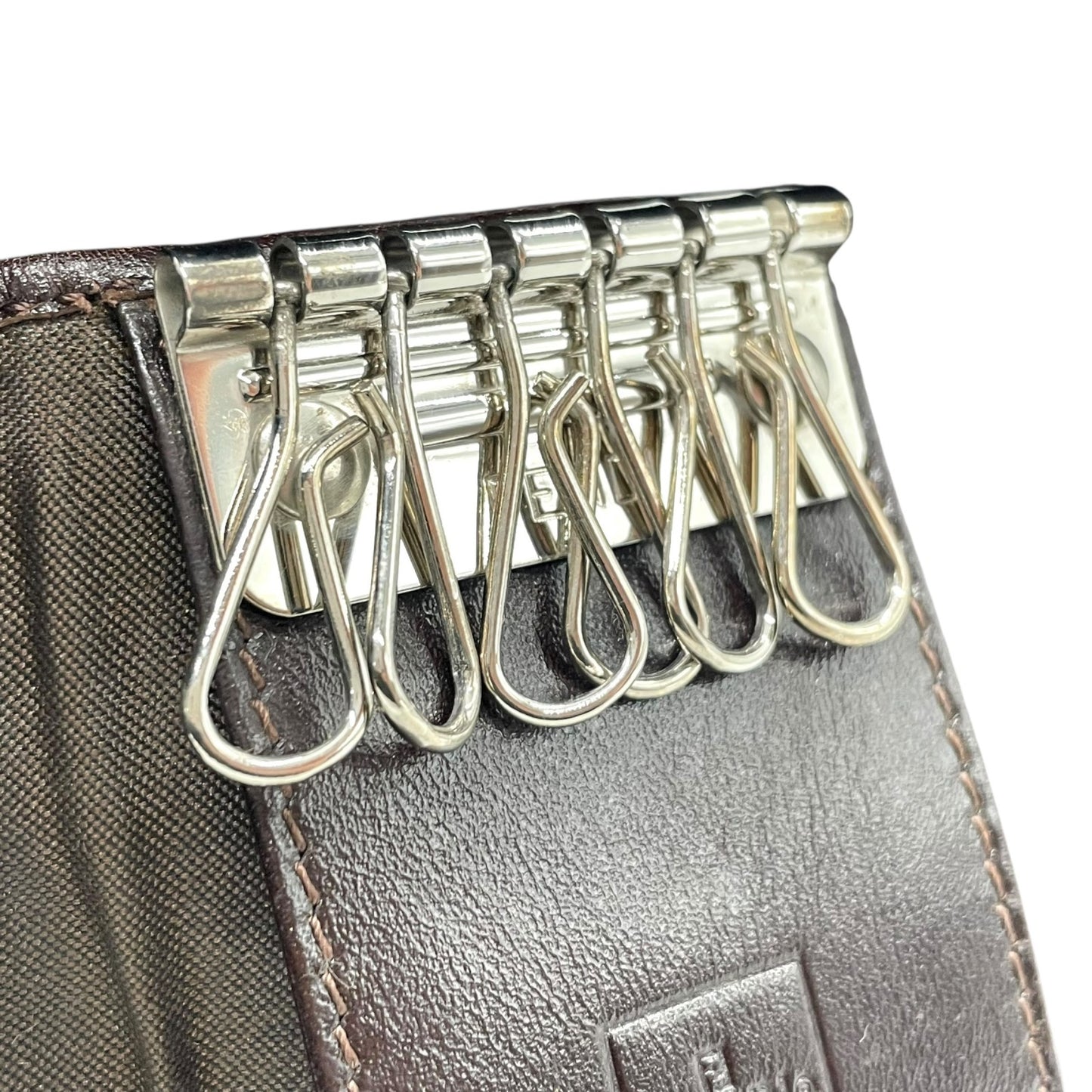 FENDI フェンディ ズッカ柄 6連キーケース キャンバス レザー 茶 ブラウン シルバー金具 FF柄 ヴィンテージ メンズ レディース M2