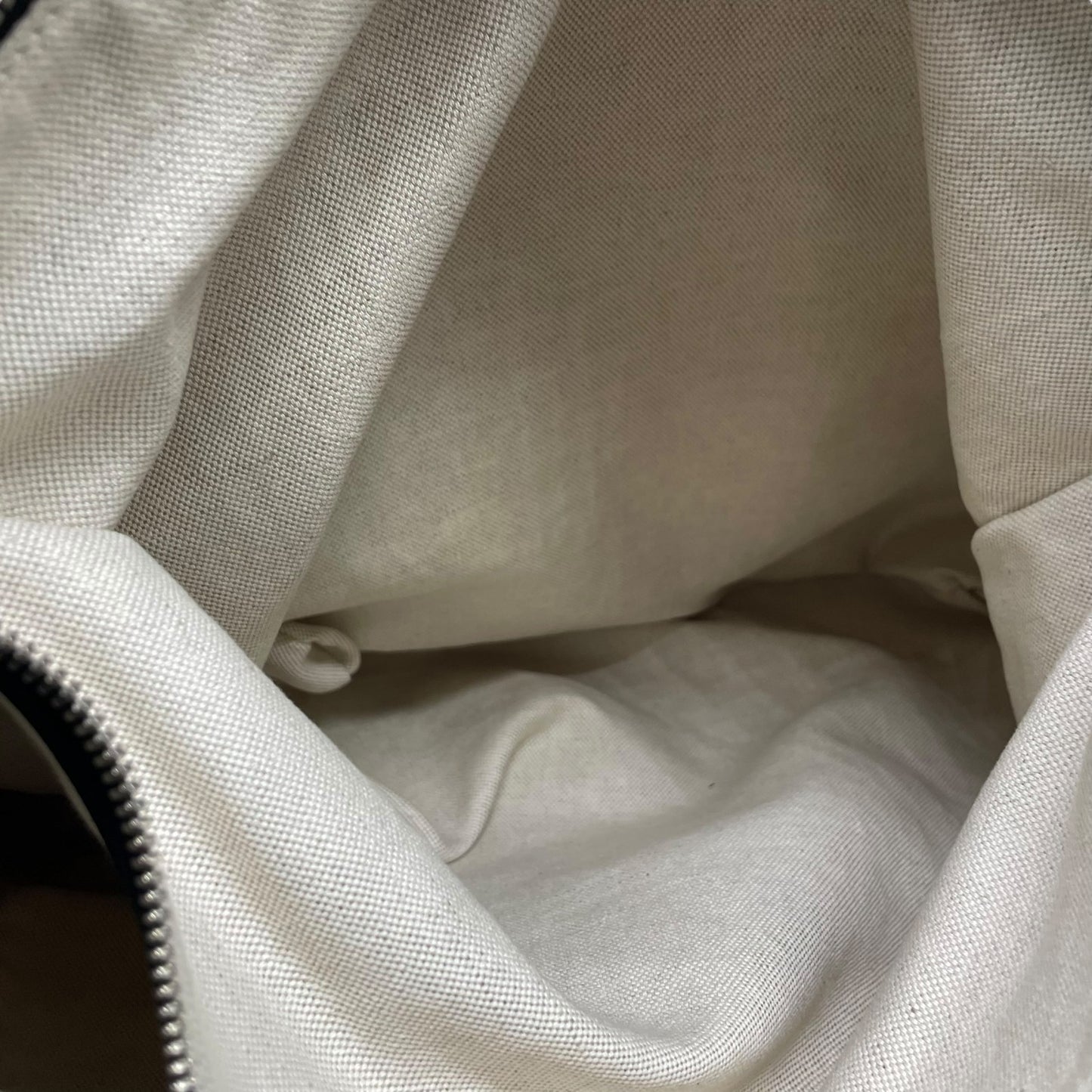 Authentic GUCCI Soho Tote Bag Black Leather Silver GG Logo Interlocking G Shoulder