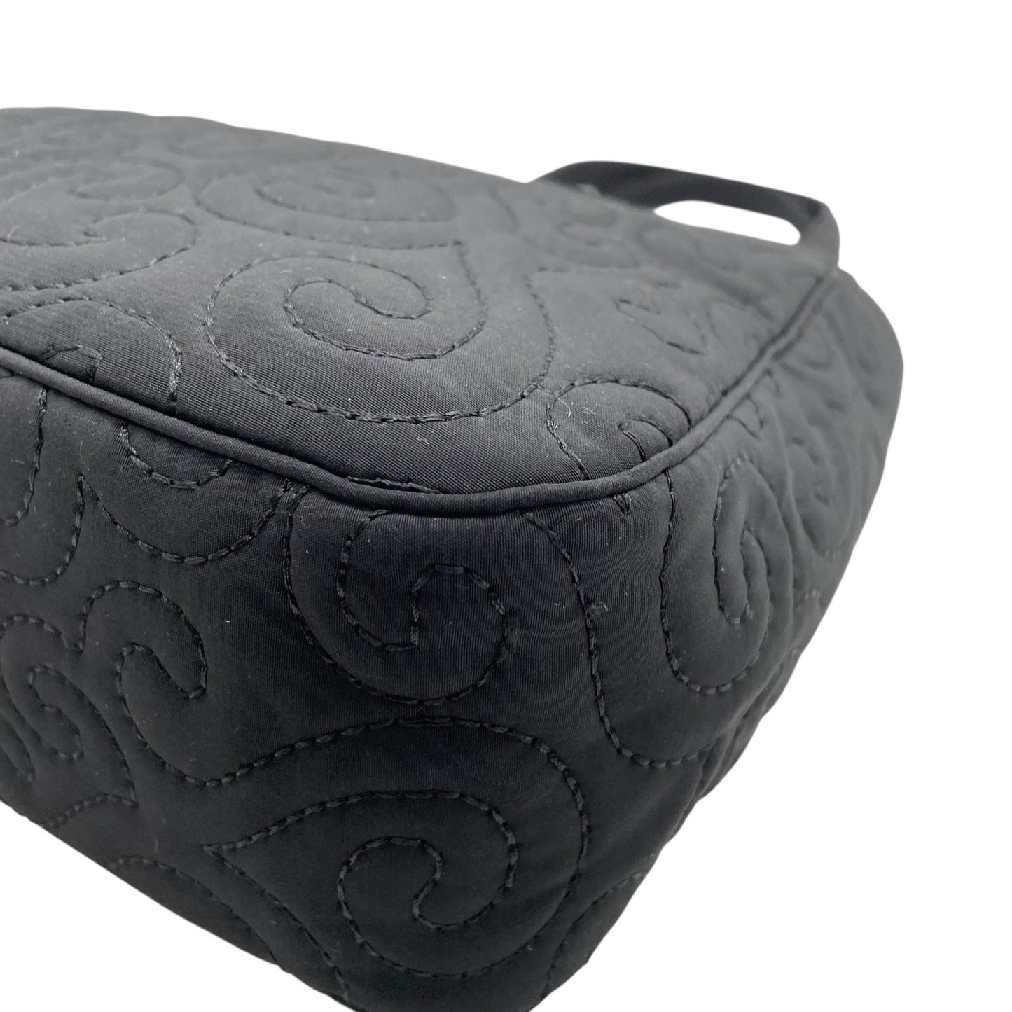 美品 希少 サンローラン Yves Saint Laurent ハンドバッグ ブラック 黒 ゴールド金具 金金具 キルティング調 スワール柄 高級 上品 レディース ヴィンテージ C4