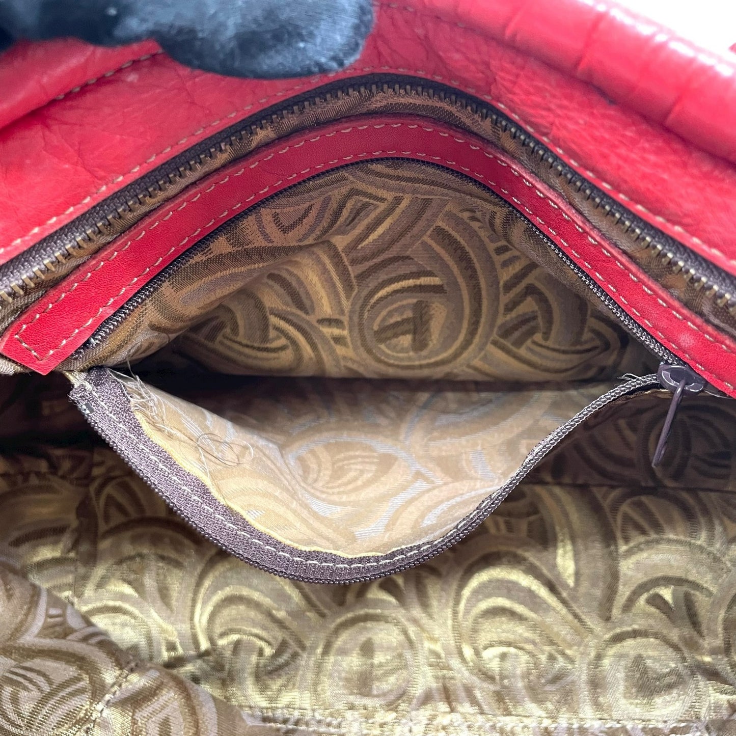 イビザ IBIZA レザーハンドバッグ バイカラー レッド×ブラック 赤 黒 木製リングデザイン レディース S68