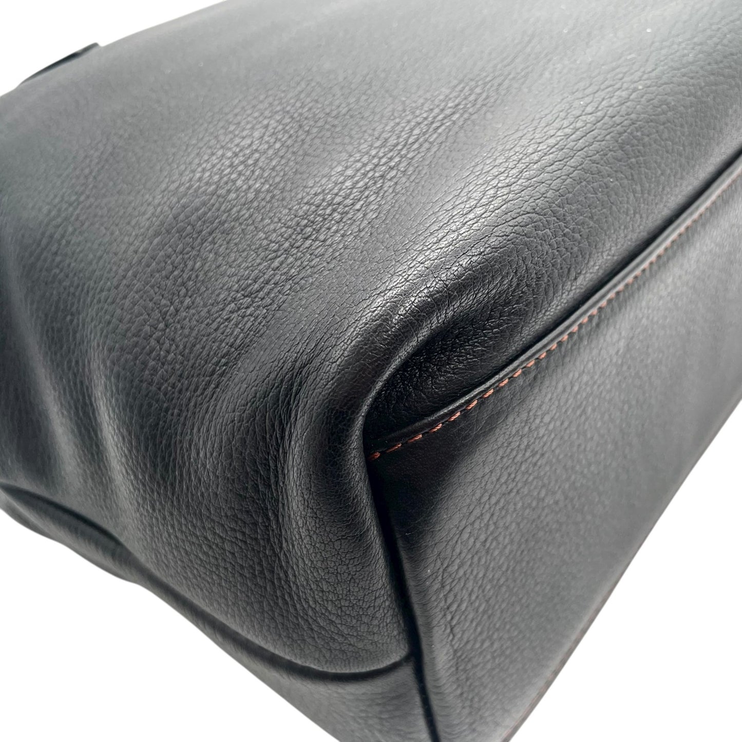 トリコサ TRICOSA レザー トートバッグ 黒 ブラック 型押しロゴ ショルダー 本革 PC収納可 A4収納可 S93