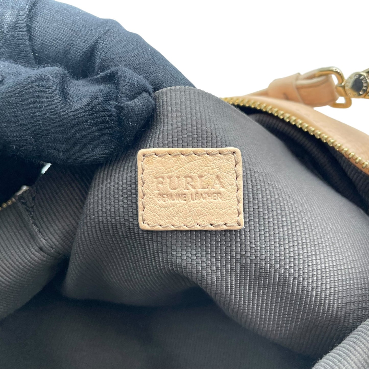 フルラ FURLA バイカラー レザー ショルダーバッグ ワンショルダー ベージュ 黒 ブラック 2WAY 金金具 ゴールド金具 S56