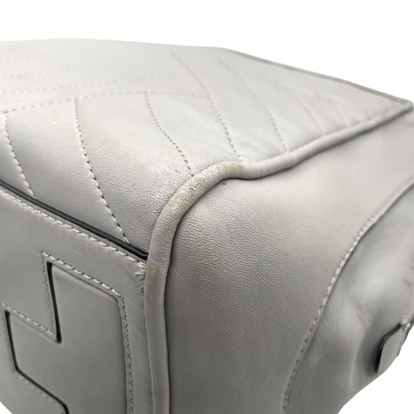 トリーバーチ TORY BURCH 2WAY ハンドバッグ ショルダーバッグ グレー レザー ブラック金具 スクエア型 ロゴ 斜め掛け可 ファスナー開閉 レディース U11