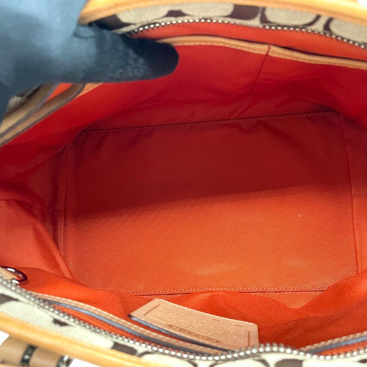 COACH コーチ シグネチャー キャンバス トートバッグ レザー 茶 ブラウン ベージュ シルバー金具 肩掛け可 ファスナー開閉 レディース S11