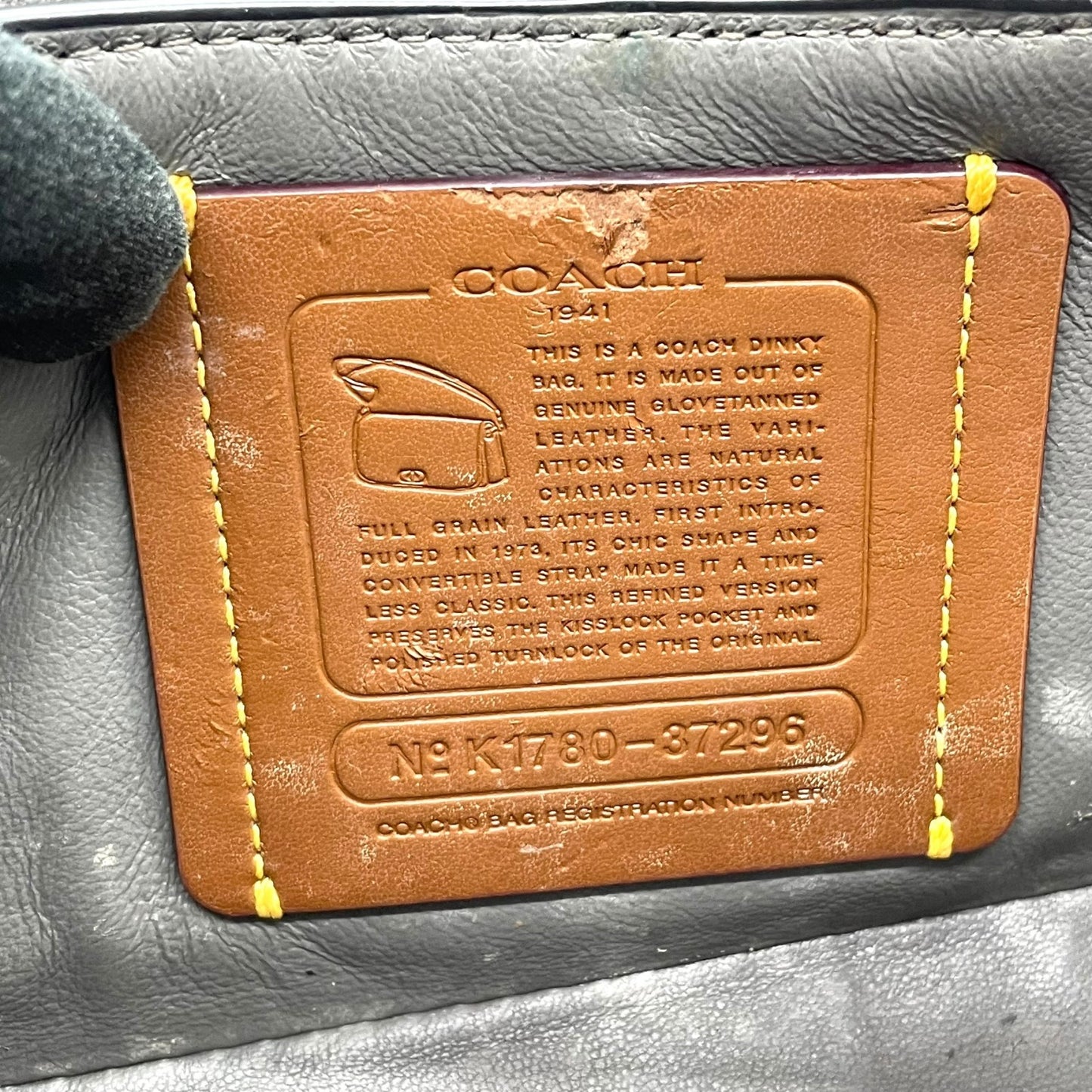 COACH コーチ ショルダーバッグ 紺 ネイビー レザー ブラック金具 ターンロック ディンキー ミニバッグ お財布バッグ 斜め掛け可 レディース C5