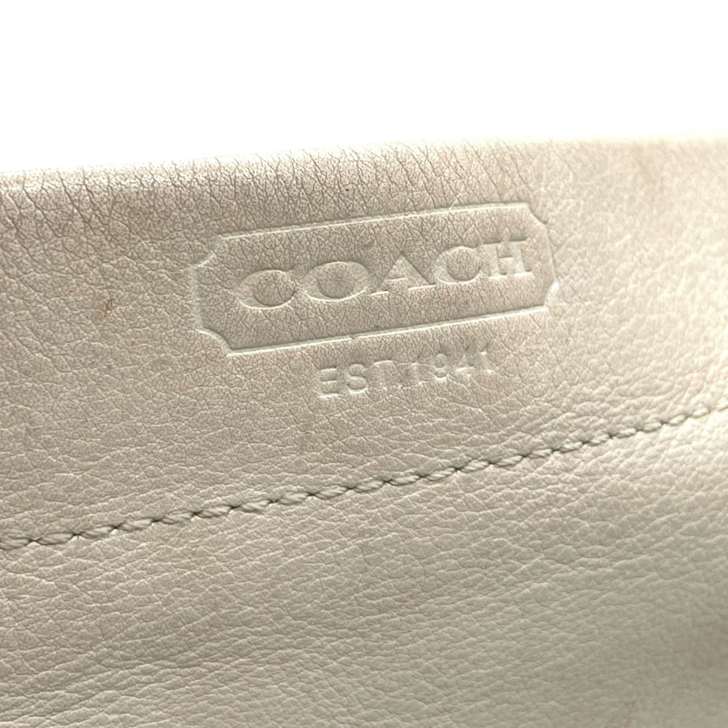 COACH コーチ カーリー ショルダーバッグ ワンショルダー セミショルダー ハンドバッグ レザー アイボリー ブラウン 茶 ゴールド金具 10615 ターンロック ベルト 肩掛け可 レディース T4