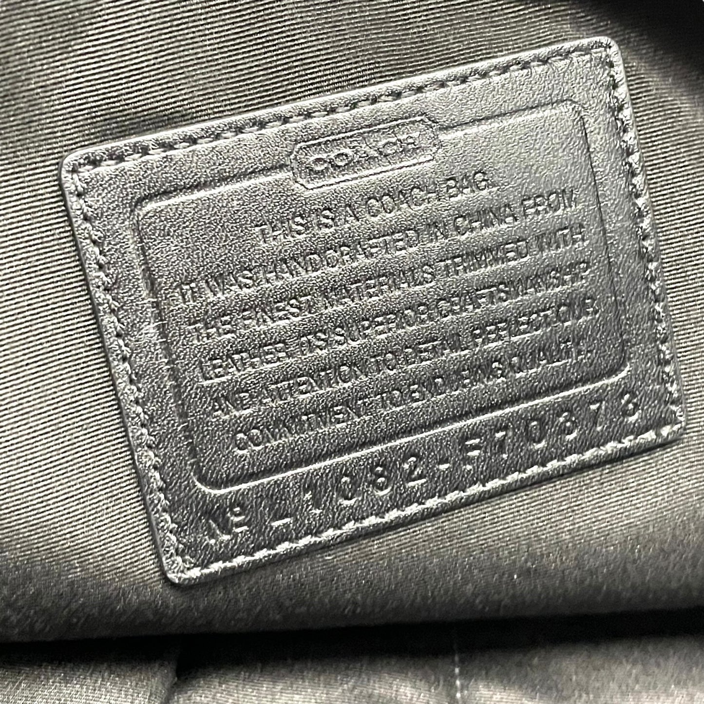 COACH コーチ ビジネスバッグ ブリーフケース 黒 ブラック キャンバス レザー シルバー金具 ステッチ ロゴチャーム付き ファスナー開閉 メンズ X2