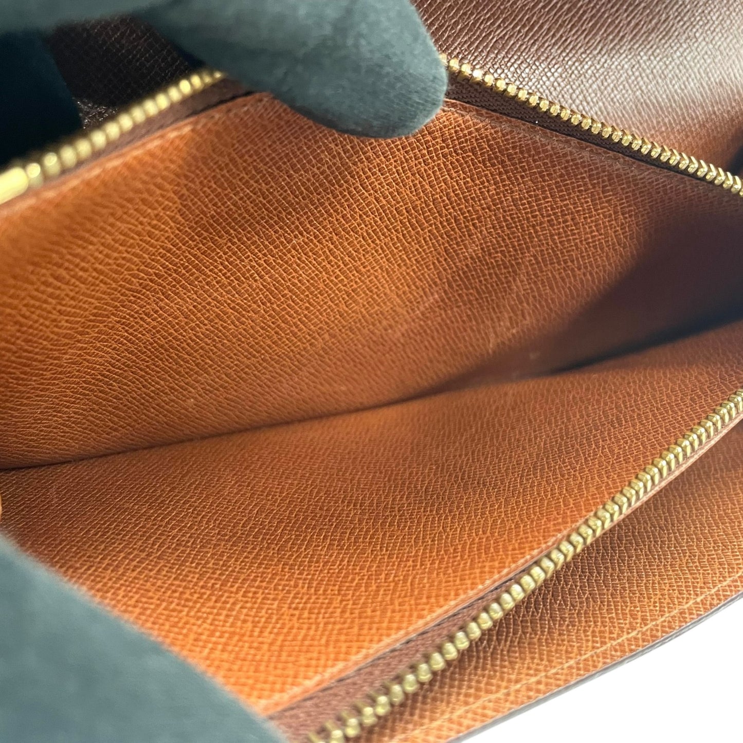 美品 ルイ・ヴィトン LOUIS VUITTON LV モノグラム ポルトフォイユ サラ 長財布 M61734 茶色 ブラウン 金金具 ゴールド金具 シリアル刻印 W1