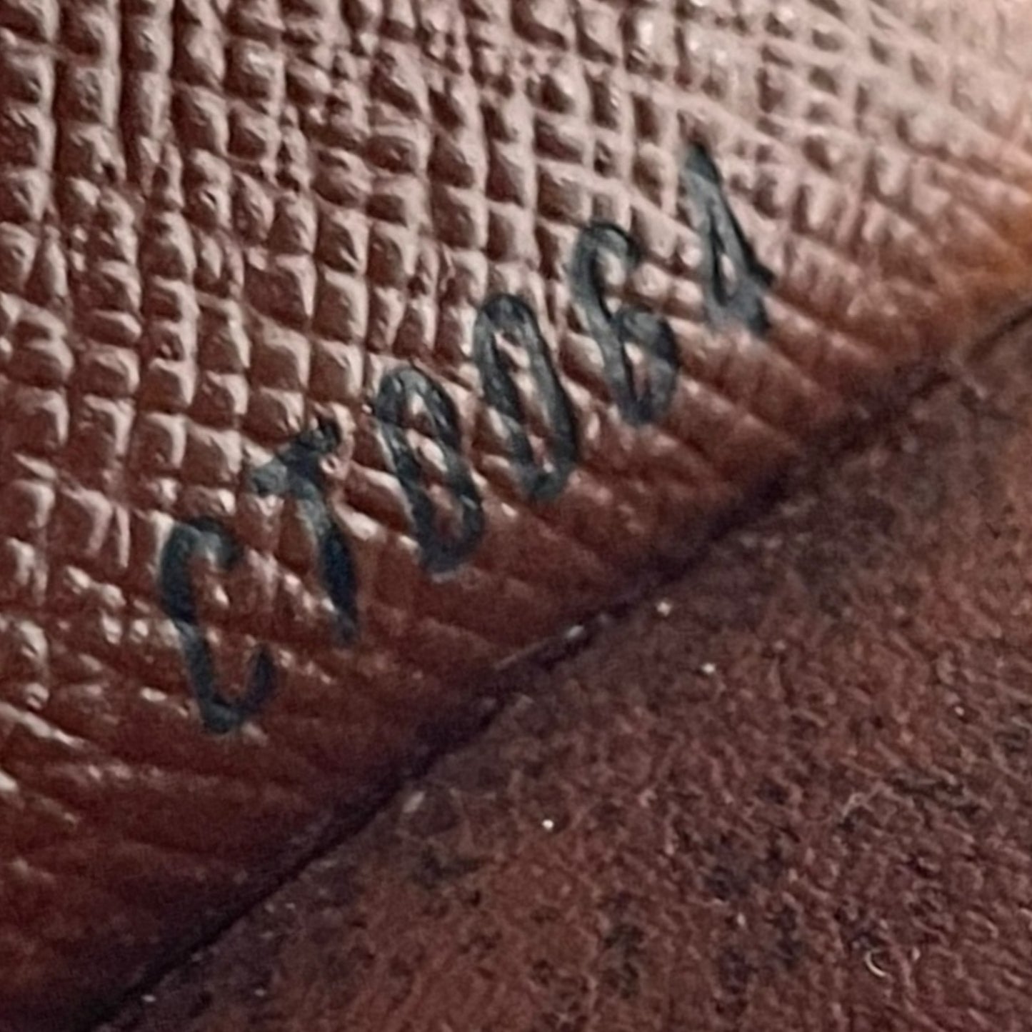 ルイ・ヴィトン Louis Vuitton ミュルティクレ6 M62630 モノグラム 6連キーケース ブラウン PVC×レザー ゴールド金具 レディース メンズ M5