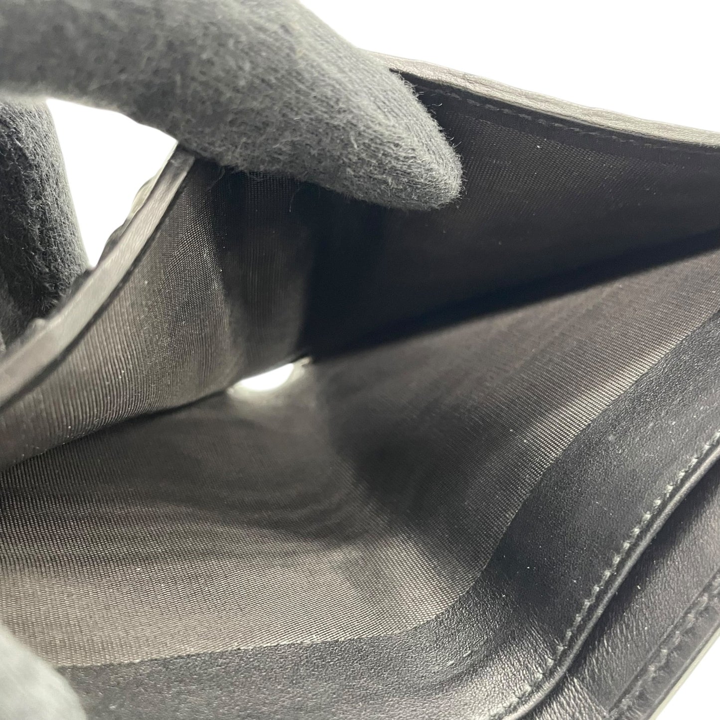 【美品】GUCCI グッチ GGキャンバス タイガーヘッド 二つ折り財布 コンパクトウォレット GG柄 虎 キャンバス レザー ブラック ゴールド金具 ヴィンテージ レディース M2