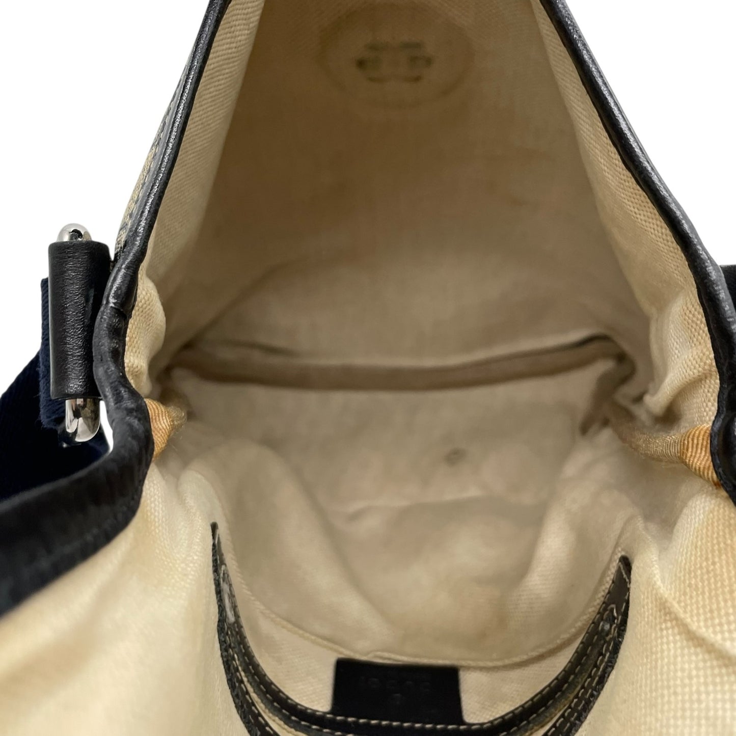 GUCCI グッチ GGスプリーム ショルダーバッグ 223666 紺 ネイビー グレー PVC レザー シルバー金具 斜め掛け可 フラップ開閉 メンズ レディース K2