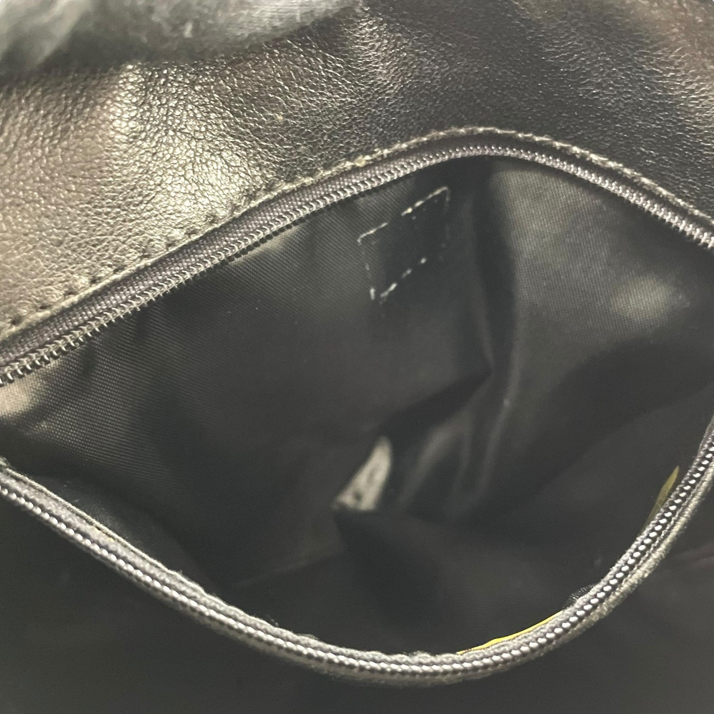 Authentic CHANEL Matelasse Fringe Shoulder Bag Black Leather Vintage Gold Crossbody