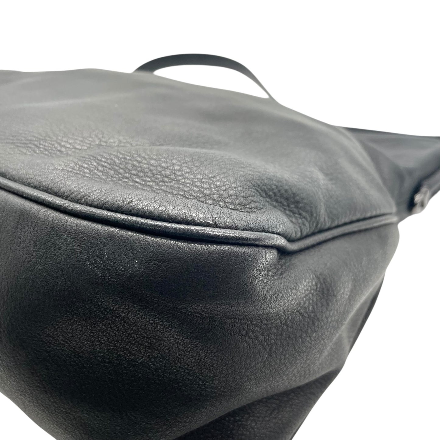 極美品 ARMANI COLLEZIONI アルマーニ コレッツォーニ レザー ワンショルダー ショルダーバッグ ブラック 本革 シルバー金具 ユニセックス メンズ レディース A1