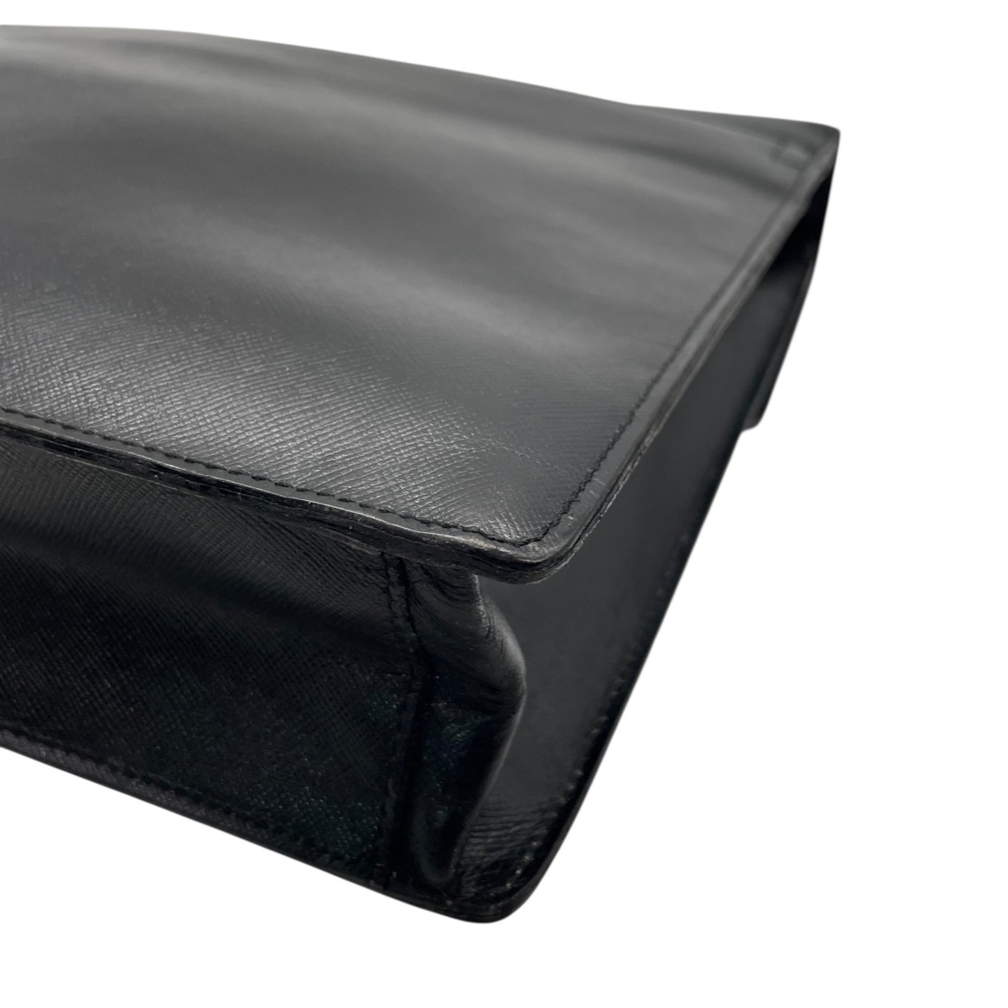 美品 PRADA プラダ ビジネスバッグ ダレスバッグ ブリーフケース 書類かばん 黒 ブラック NERO サフィアーノレザー シルバー金具 ロゴ クロシェット メンズ ビジネス D