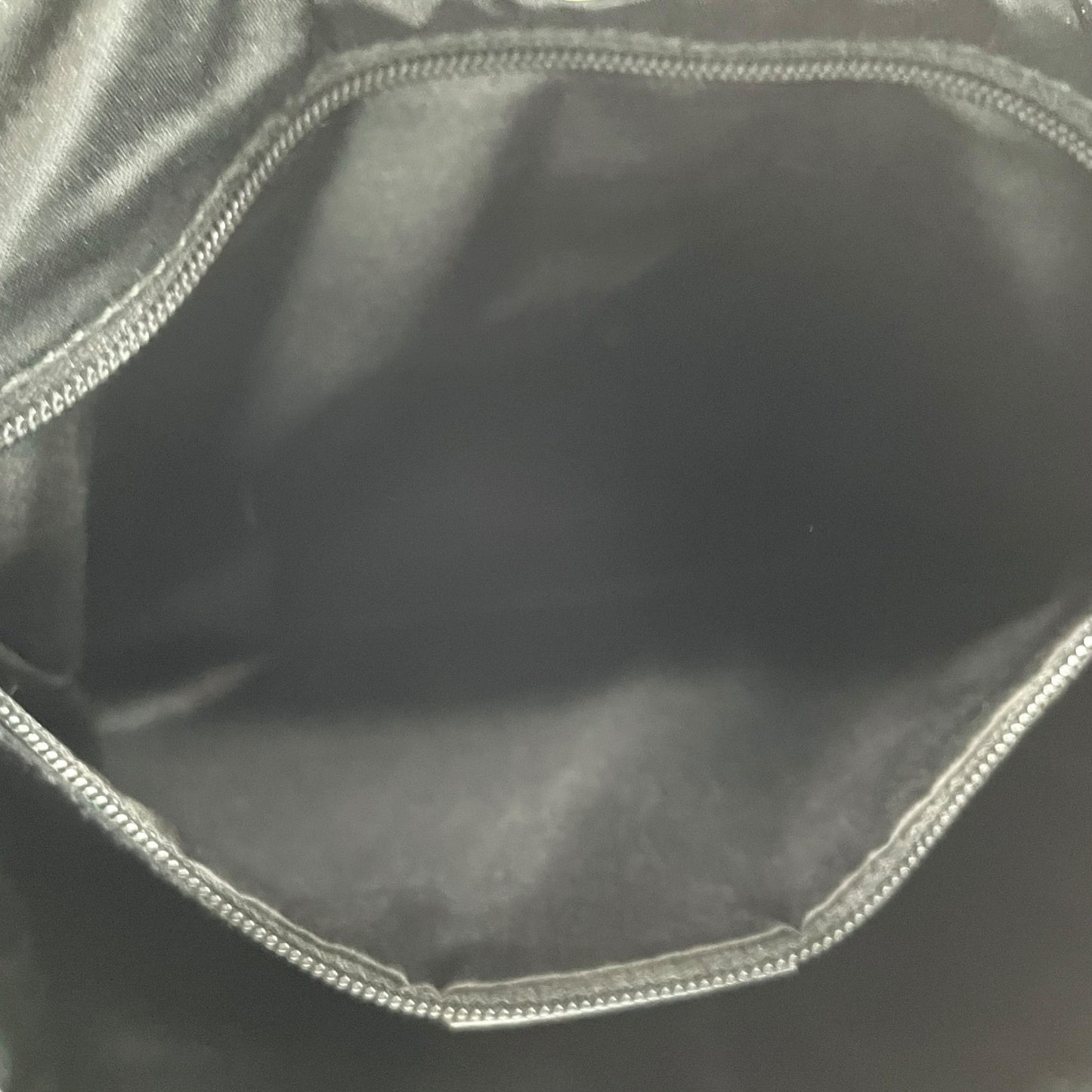 GUCCI グッチ ワンショルダーバッグ ハンドバッグ 黒 ブラック シルバー金具 キャンバス パテントレザー メタルハンドル ロゴプレート 肩掛け可 マグネット開閉 ホーボー レディース D6