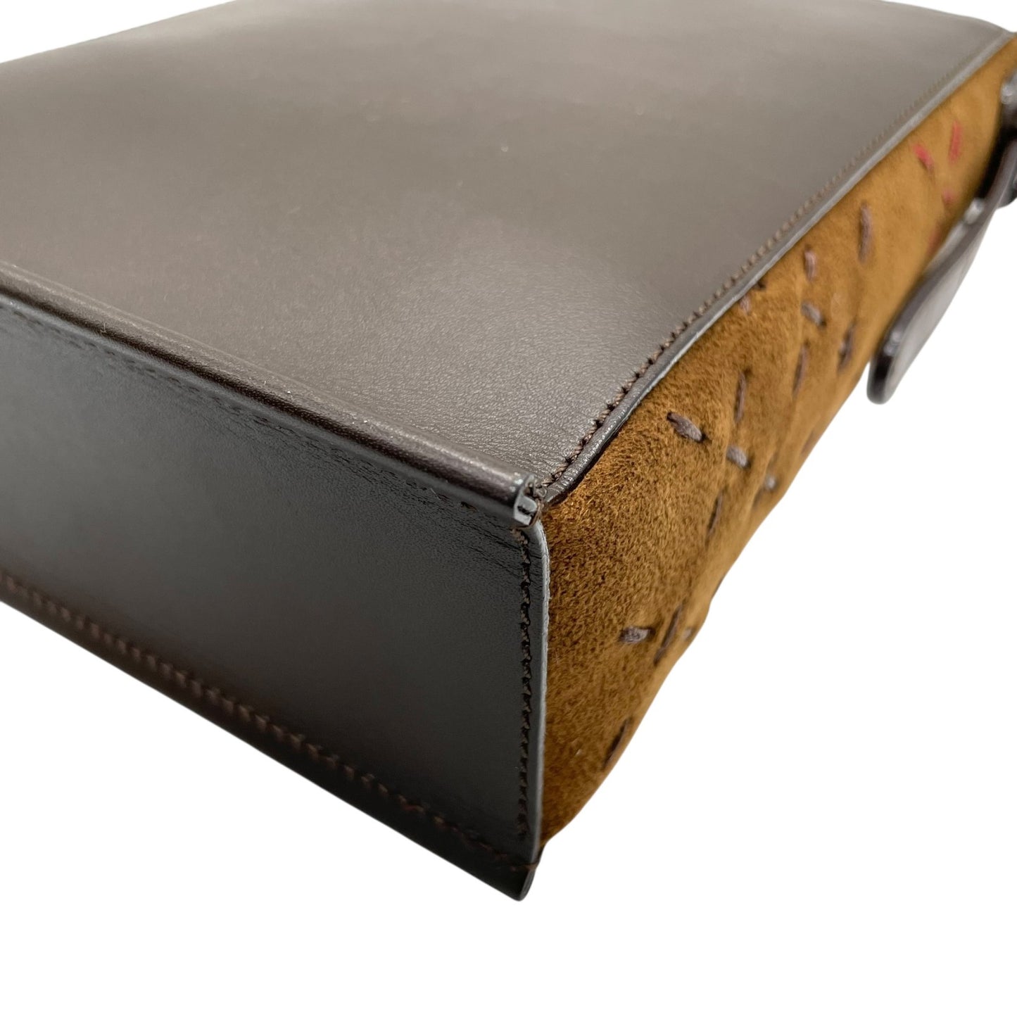 未使用級 BURBERRY バーバリー ショルダーバッグ ロゴ ステッチ 茶 ブラウン レザー スエード シルバー金具 クロスボディ 斜め掛け可 サコッシュ スマホショルダー レディース E