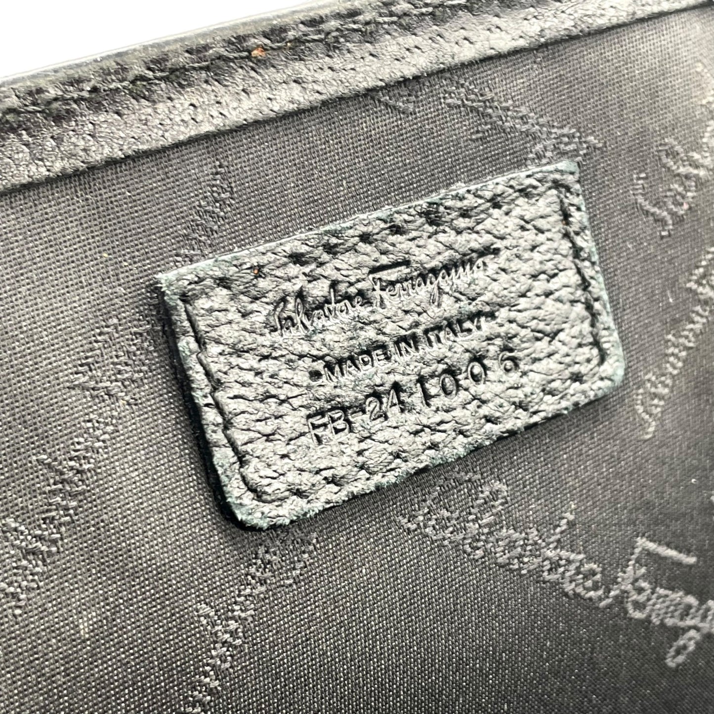 サルヴァトーレフェラガモ Salvatore Ferragamo ビジネスバッグ ブリーフケース レザー 黒 ブラック ダイヤルロック D5