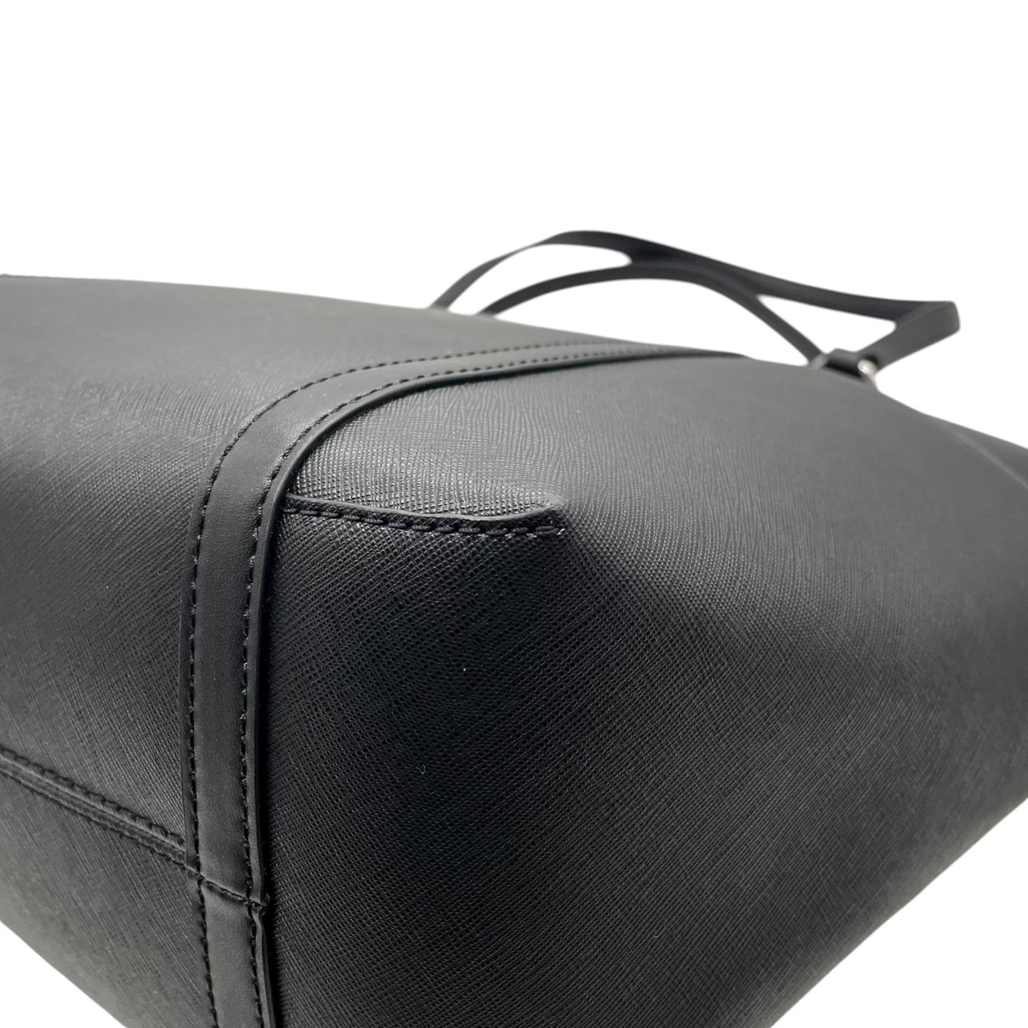 新品同様 美品 マイケルコース MICHAEL KORS トートバッグ ビジネストート レザー 黒 ブラック ロゴチャーム タッセル付き A