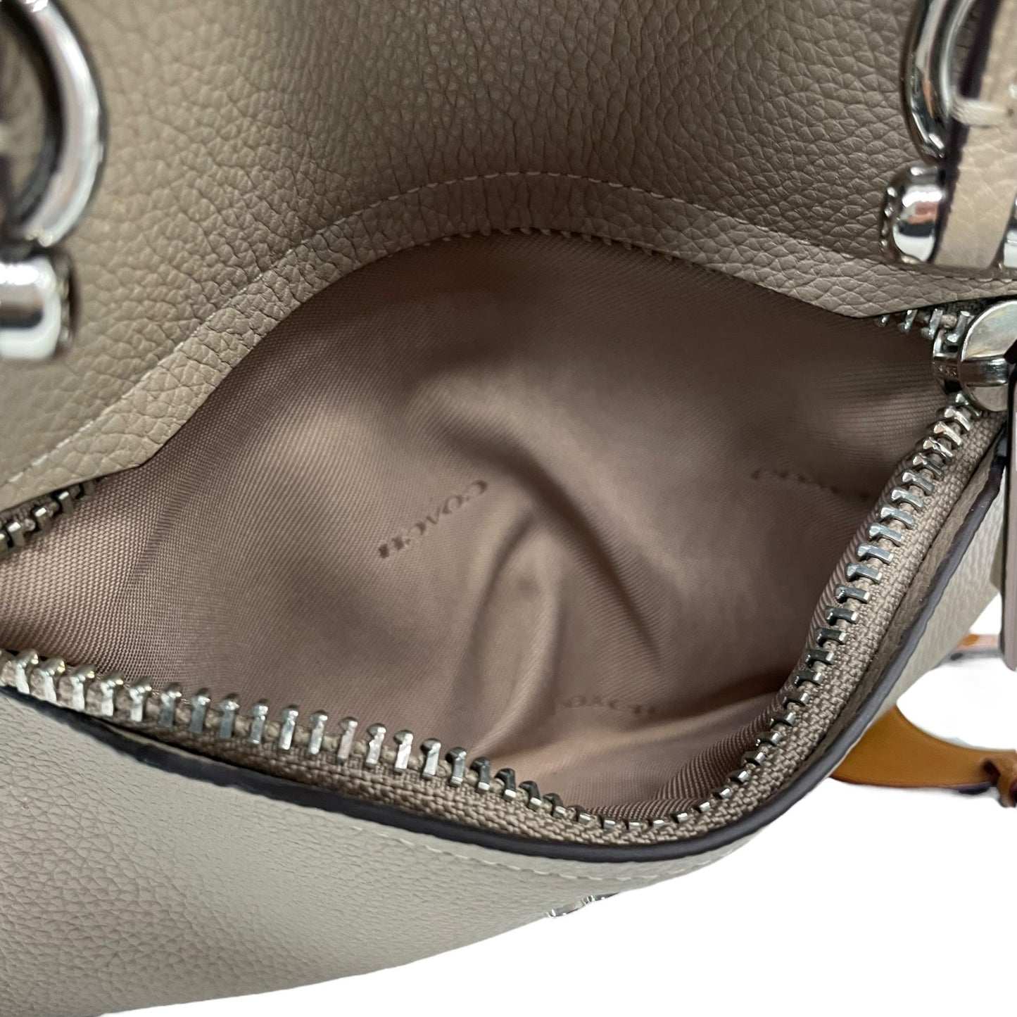 コーチ COACH Cチャーム トートバッグ ハンドバッグ スエード レザー グレー ベージュ シルバー金具 T4