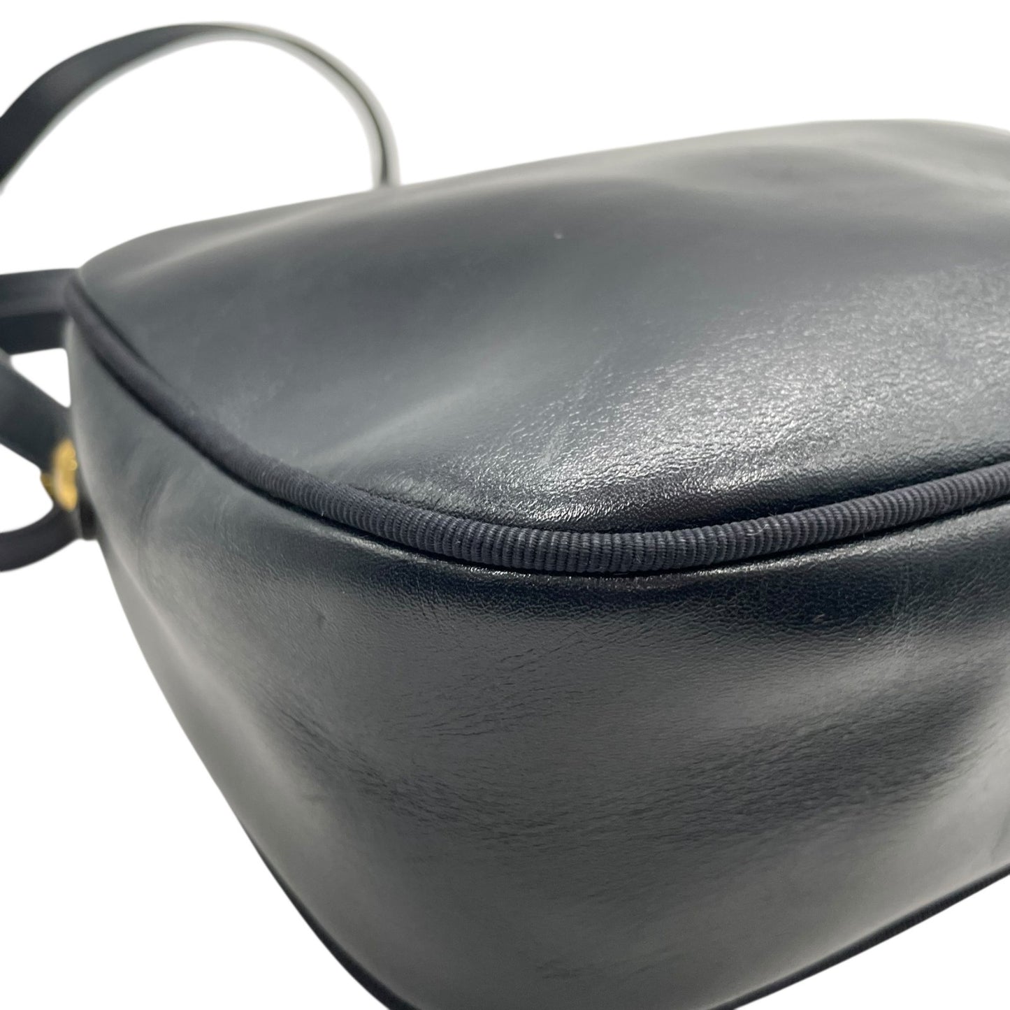 美品 サルヴァトーレ フェラガモ Salvatore Ferragamo ヴァラリボン ショルダーバッグ 紺 ネイビー レザー ゴールド金具 レディース B3