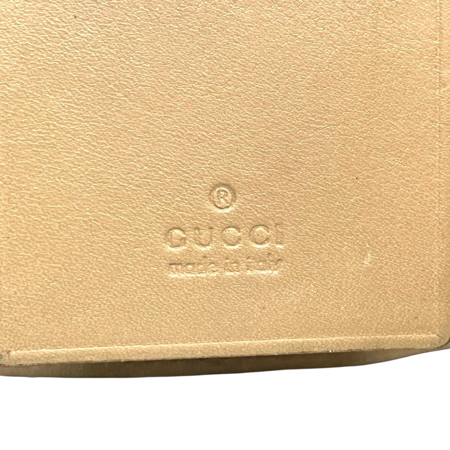 グッチ GUCCI グッチシマ 三つ折り キーケース インターロッキングG ベージュ レザー ゴールド金具 レディース M5