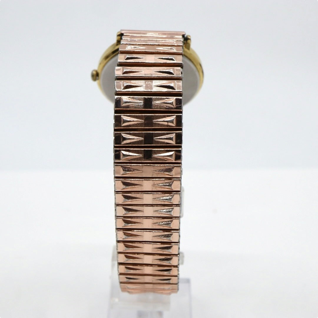 【電池交換済／稼働品】SEIKO セイコー アベニュー 腕時計 クオーツ スモールセコンド ローマンインデックス ゴールド シルバー メンズ レディース ユニセックス ドレスウォッチ ビンテージ アンティーク クラシック レトロ 2K23-6000 G4