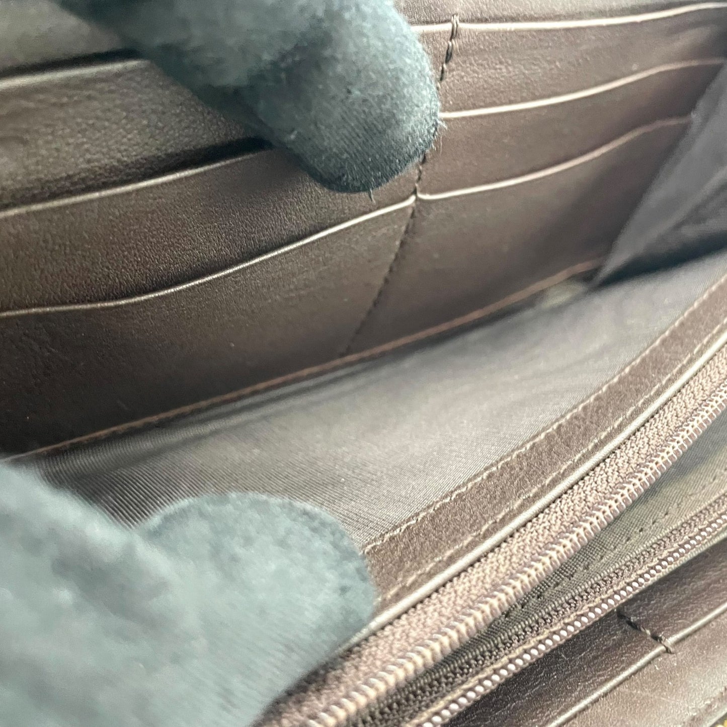 Authentic GUCCI Long Wallet Guccissima Black Brown Bicolor Leather Gold Interlocking G