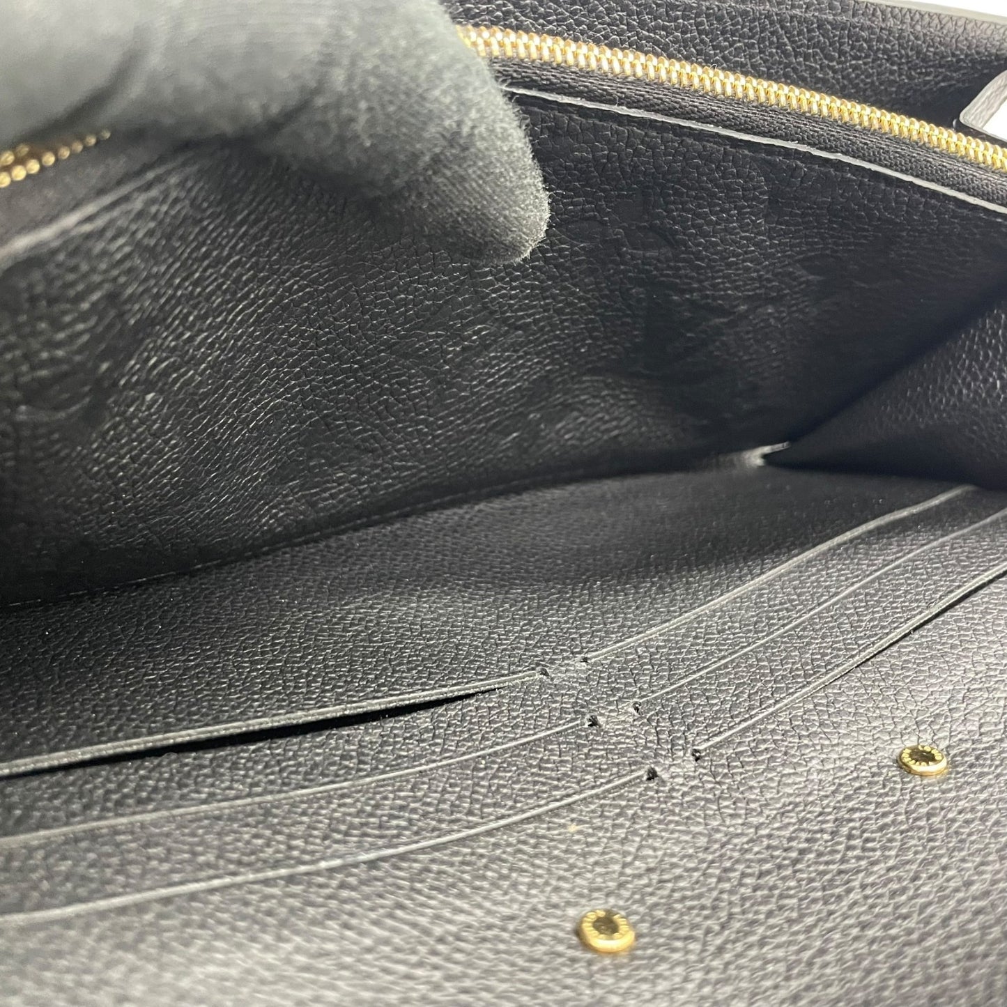 美品 LOUIS VUITTON ルイヴィトン ポルトフォイユ メティス アンプラント レザー ノワール 黒 ブラック ゴールド金具 長財布 モノグラム ロゴ M62458 レディース W2