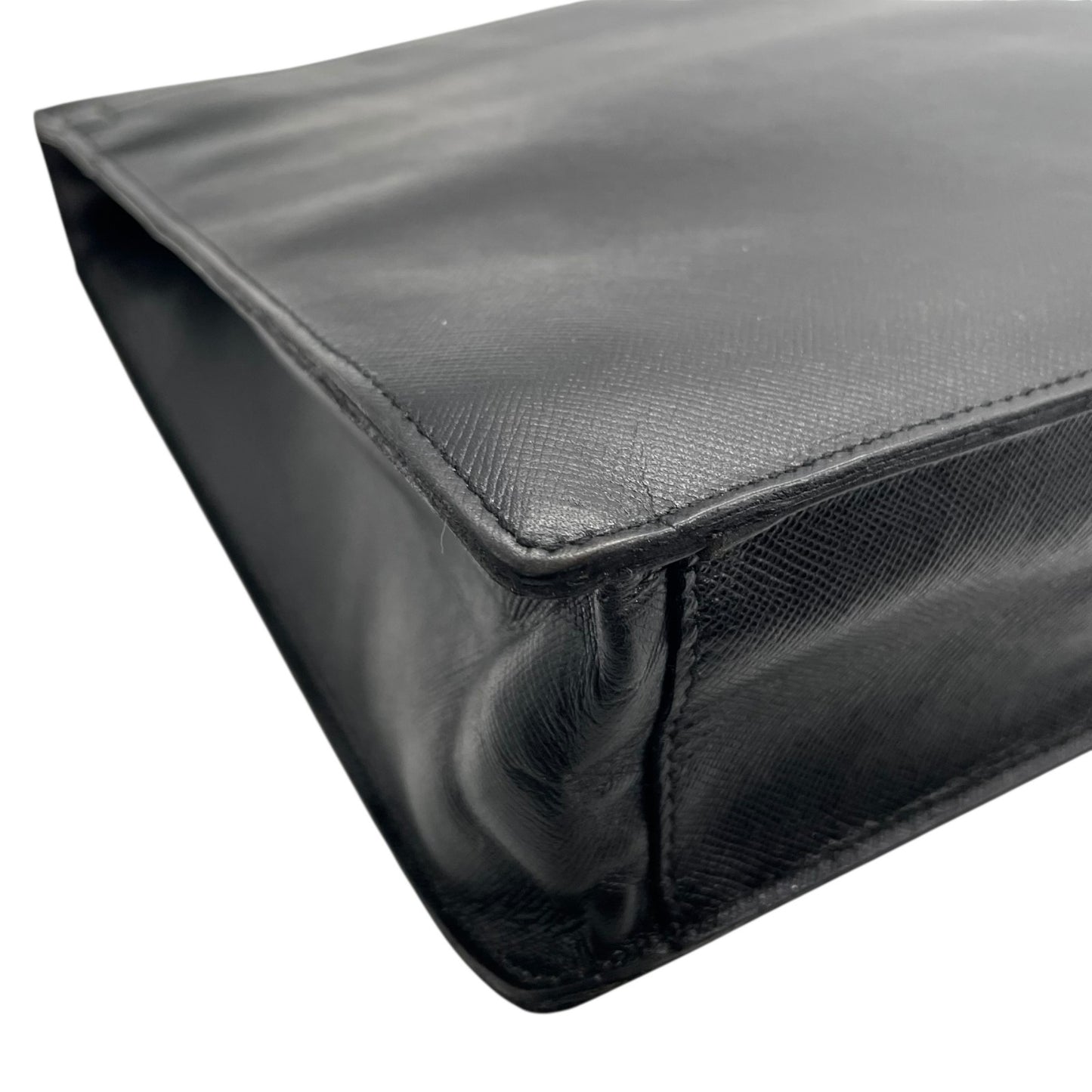 美品 PRADA プラダ ビジネスバッグ ダレスバッグ ブリーフケース 書類かばん 黒 ブラック NERO サフィアーノレザー シルバー金具 ロゴ クロシェット メンズ ビジネス D