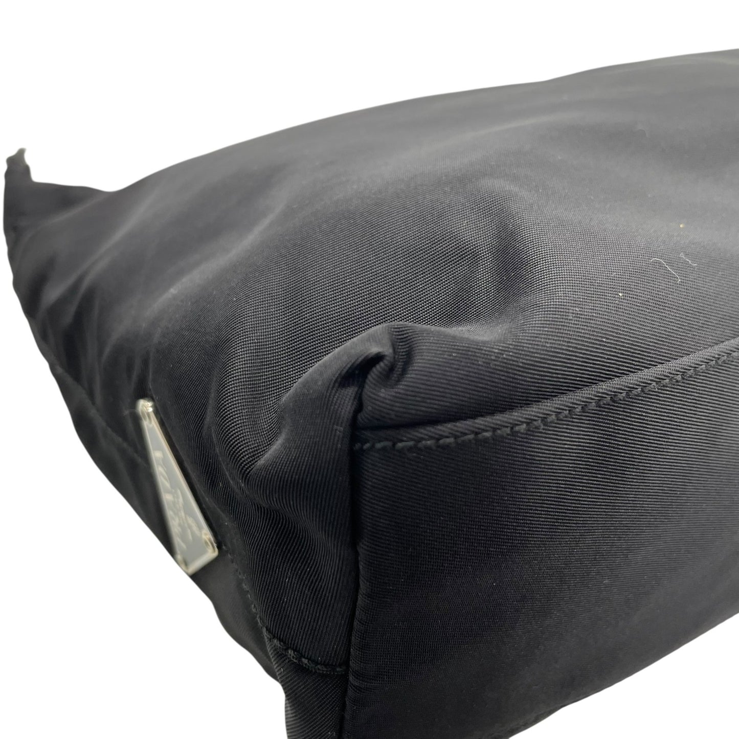 美品 PRADA プラダ ワンショルダー ショルダーバッグ ハンドバッグ 三角プレートロゴ トライアングルロゴ 黒 ブラック ナイロン シルバー金具 レディース B2