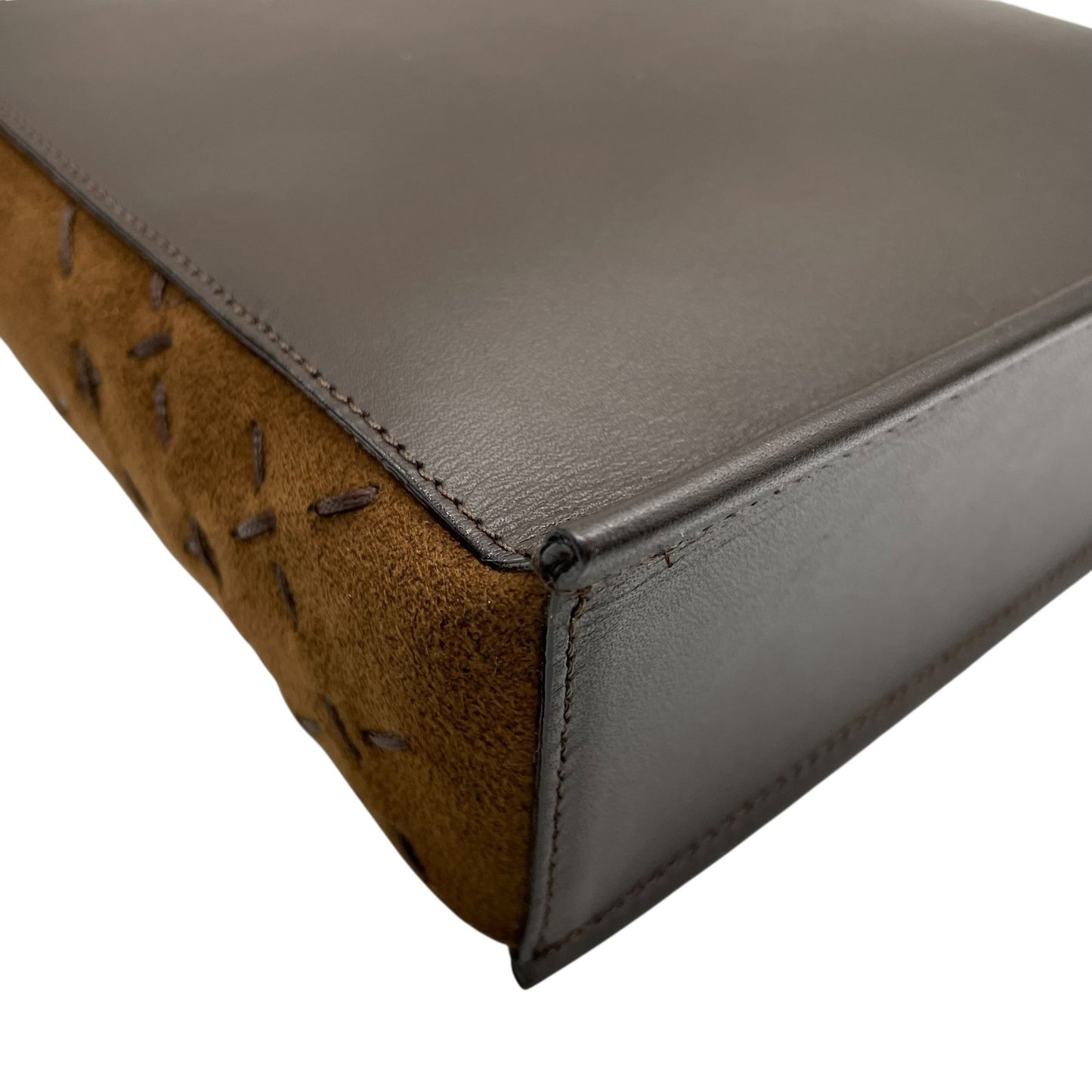 未使用級 BURBERRY バーバリー ショルダーバッグ ロゴ ステッチ 茶 ブラウン レザー スエード シルバー金具 クロスボディ 斜め掛け可 サコッシュ スマホショルダー レディース E