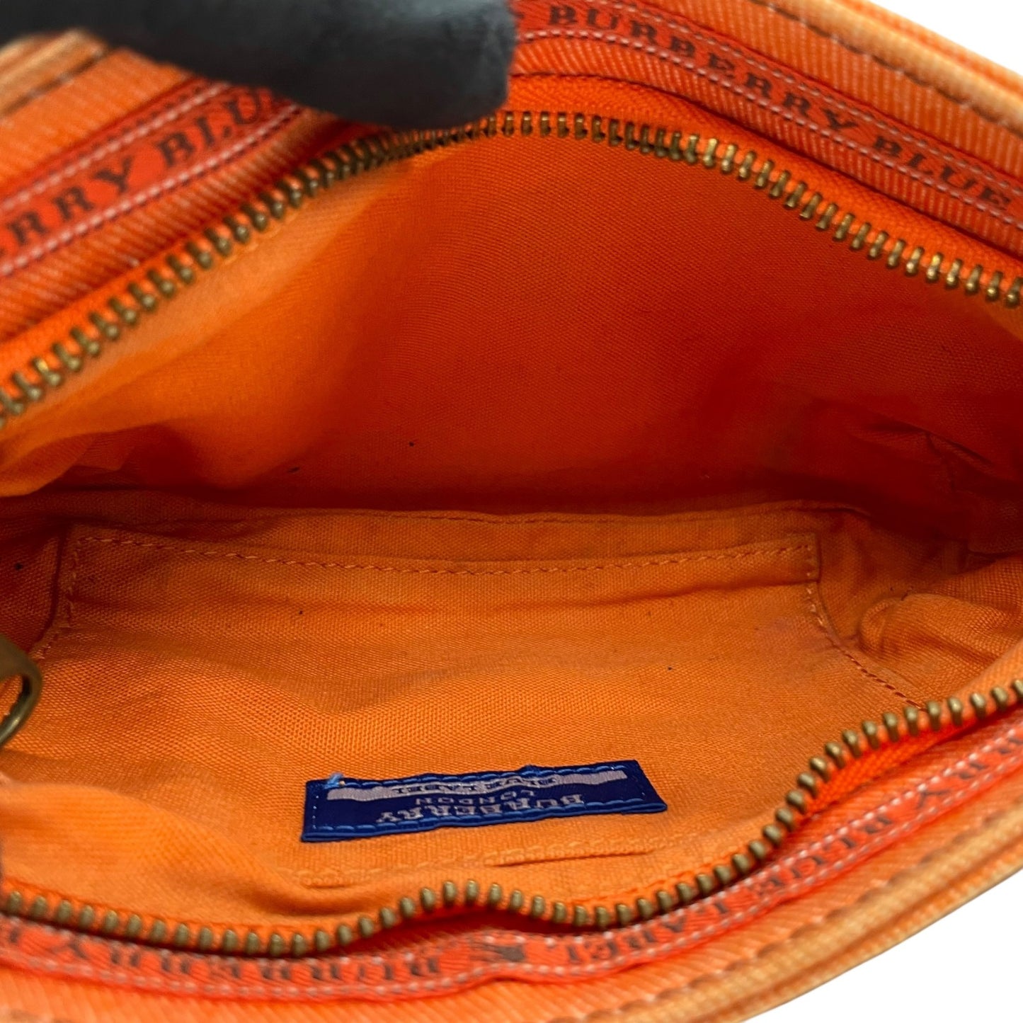 BURBERRY BLUE LABEL バーバリーブルーレーベル アクセサリーポーチ ミニハンドバッグ ホースロゴ オレンジ 茶 ブラウン キャンバス レザー ゴールド金具 Y2K レディース U9