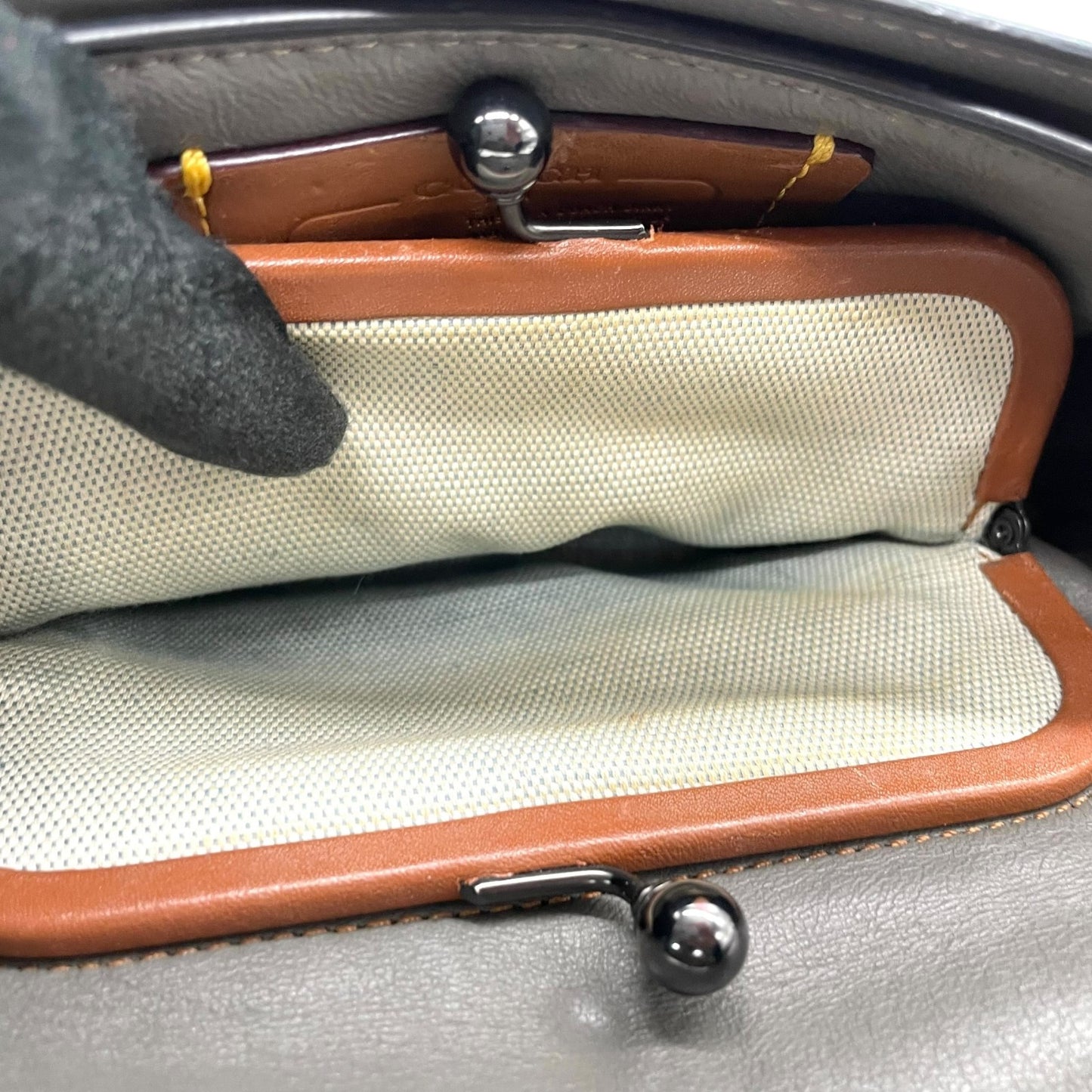 COACH コーチ ショルダーバッグ 紺 ネイビー レザー ブラック金具 ターンロック ディンキー ミニバッグ お財布バッグ 斜め掛け可 レディース C5