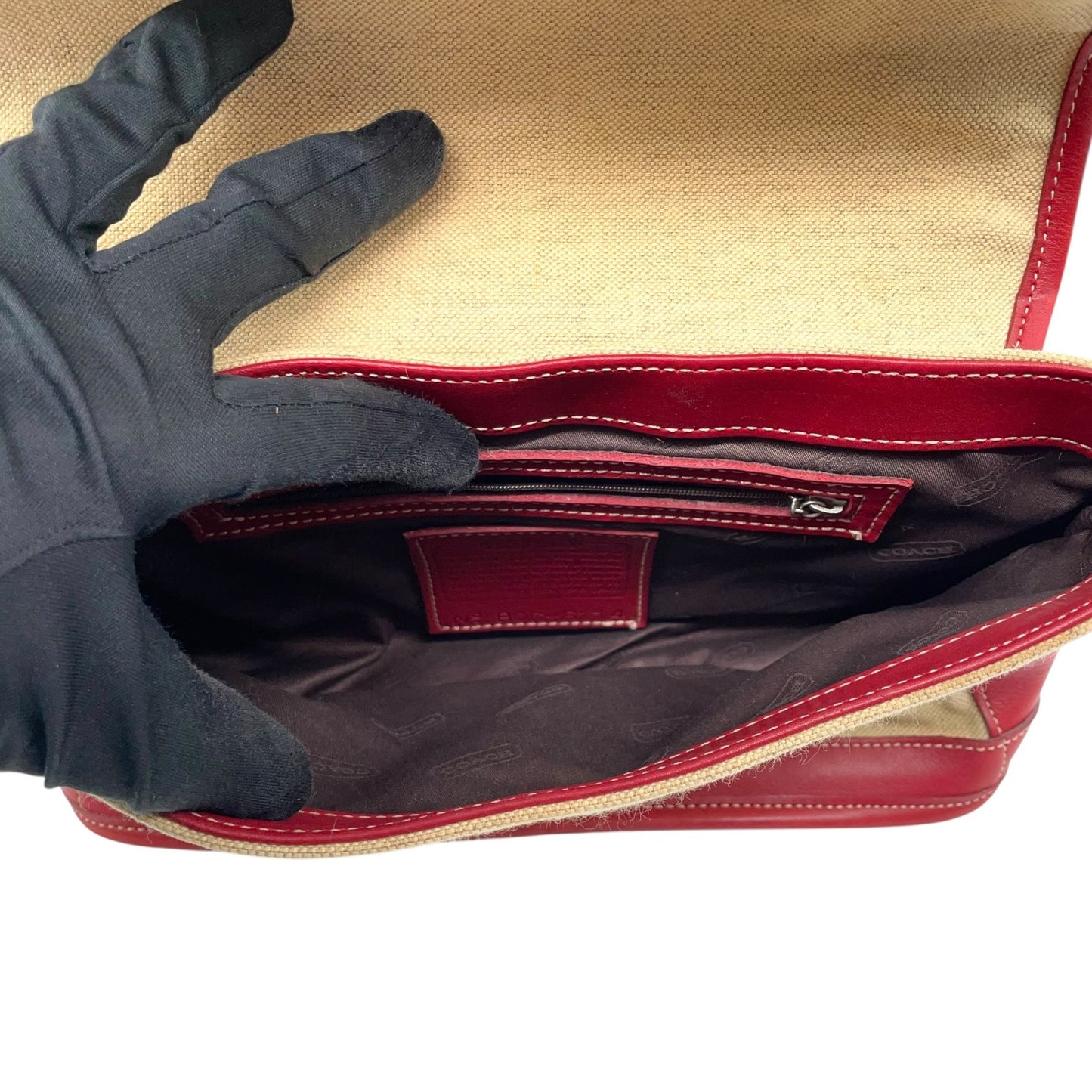 コーチ COACH キャンバス レザー ショルダーバッグ ワンショルダー 6114 ベージュ 赤 レッド フラップデザイン ロゴチャーム付き 上品カラー U17