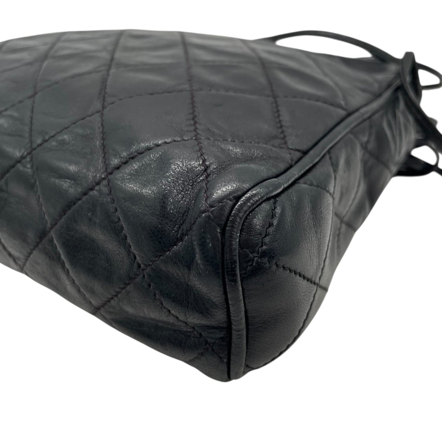 Authentic CHANEL Matelasse Fringe Shoulder Bag Black Leather Vintage Gold Crossbody