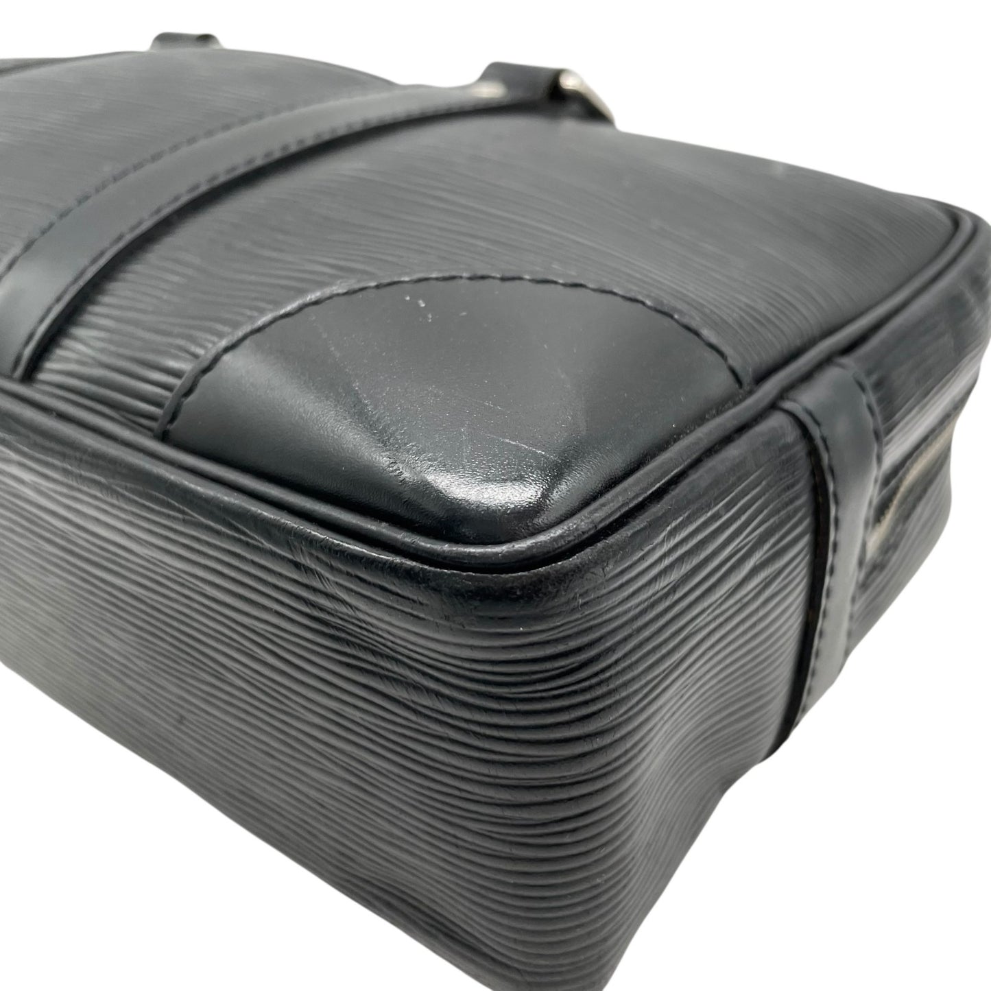 Authentic LOUIS VUITTON Epi Vivienne Lon Handbag M59112 Black Noir Silver Hardware