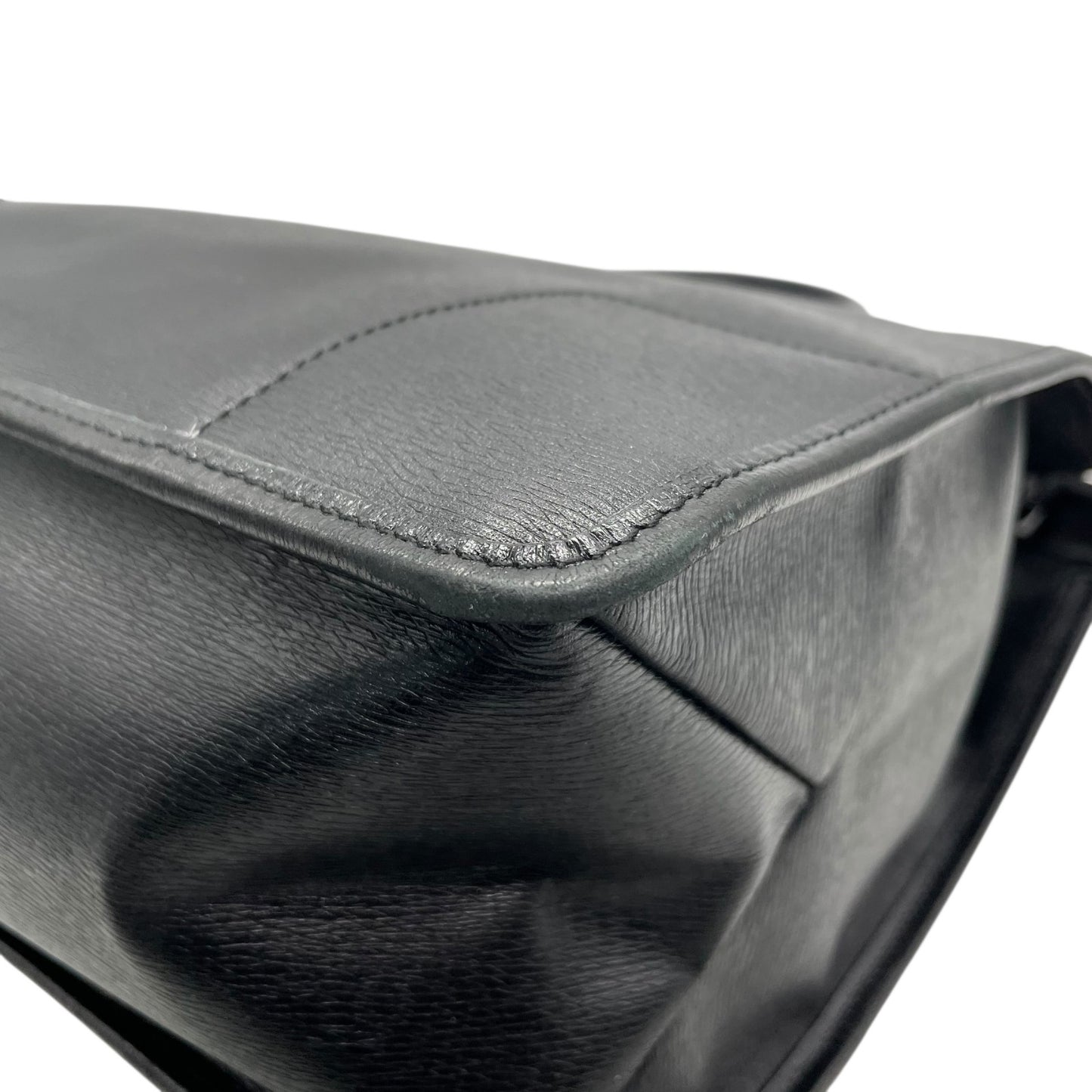 美品 GUCCI グッチ レザー ビジネスバッグ ブラック ゴールド金具 A4収納可 ハンドバッグ メンズ レディース 正規品 D