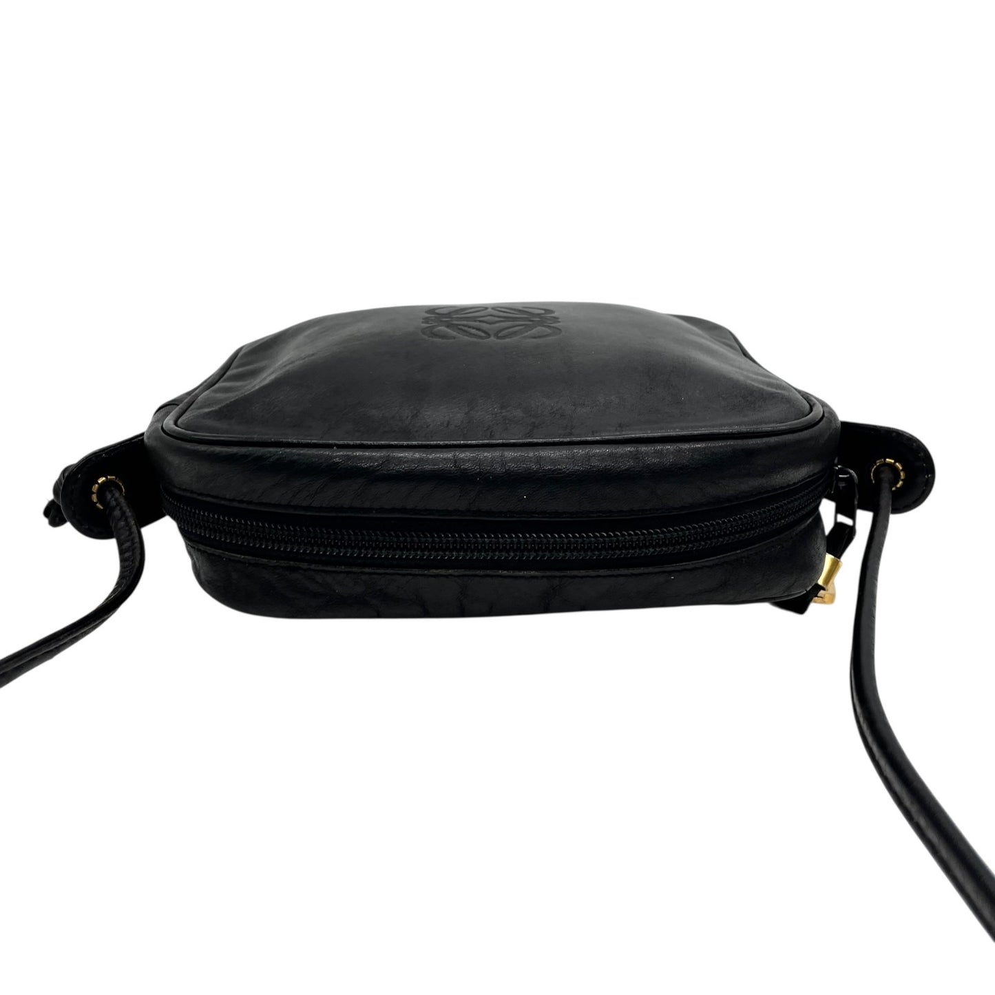 美品 LOEWE ロエベ ショルダーバッグ ミニバッグ コンパクト ポシェット アナグラム ロゴ 黒 ブラック レザー ゴールド金具 斜め掛け可 レディース ヴィンテージ D2