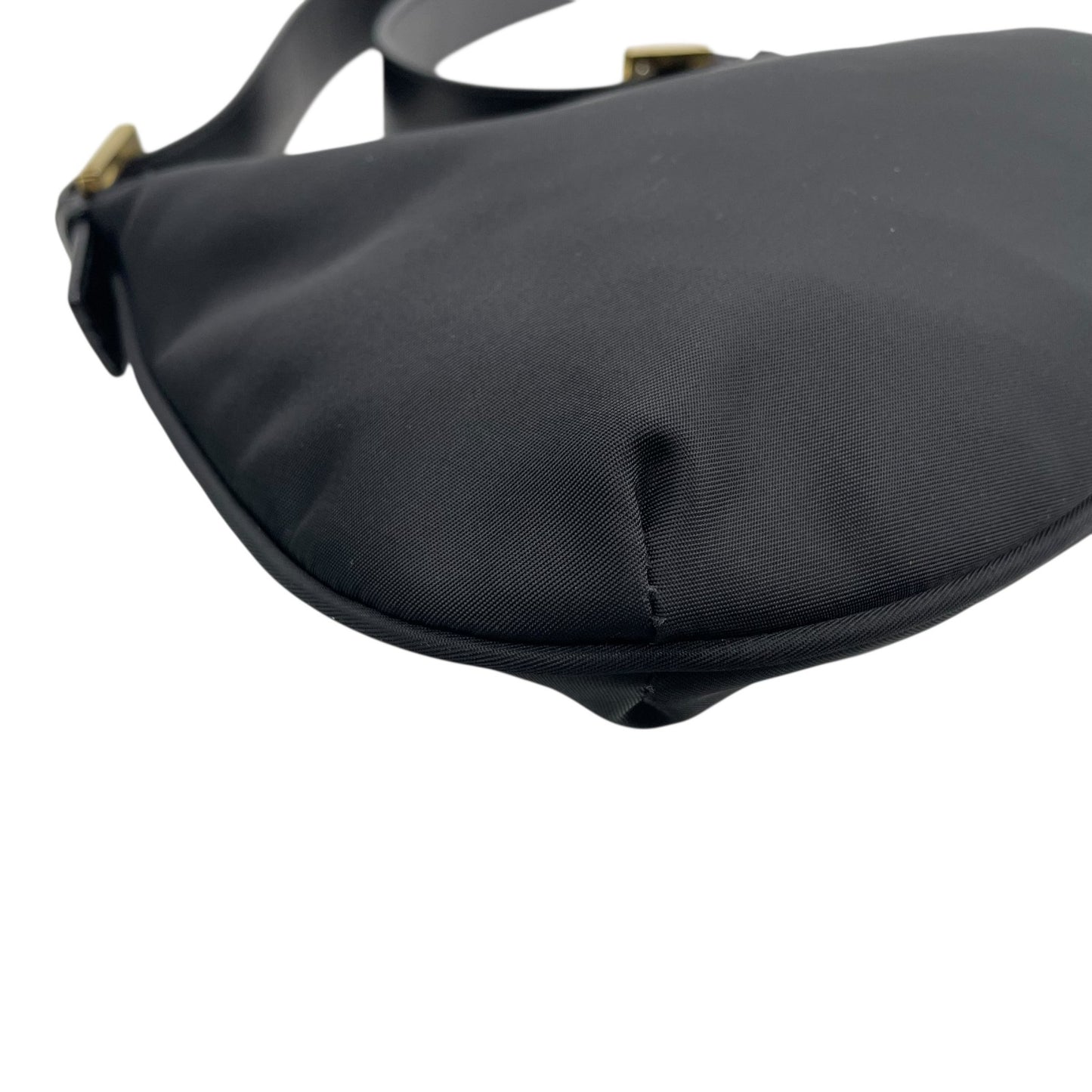 【未使用級】 FENDI フェンディ FFモチーフ ナイロン ショルダーバッグ ブラック ヴィンテージ オールド FF金具 ゴールド金具 ロゴ C3 美品