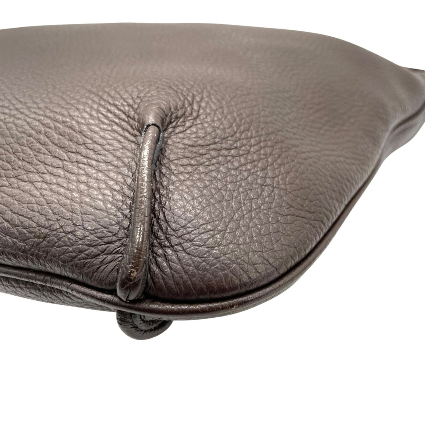 美品 BURBERRY バーバリー ワンショルダーバッグ ハンドバッグ 茶 ダークブラウン レザー シルバー金具 ロゴ型押し 肩掛け可 ファスナー開閉 ホーボー レディース K4