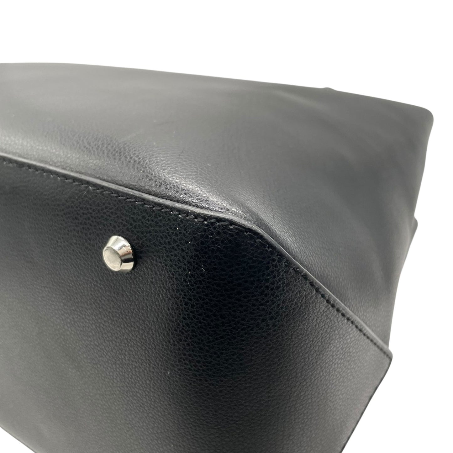 美品 agnès b. アニエスベー トートバッグ レザー 黒 ブラック シンプル PC収納可 A4可 通勤 通学 A