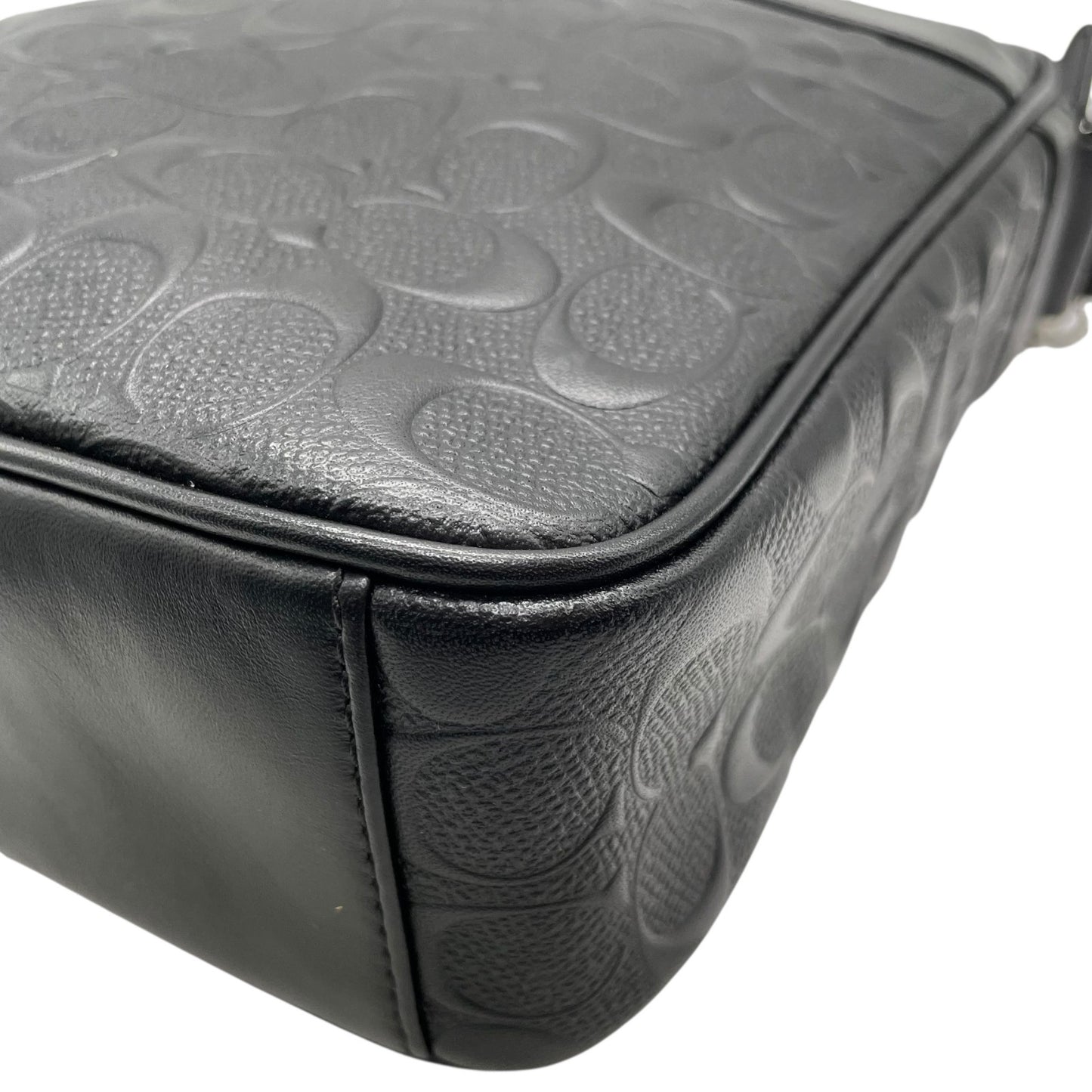 極美品 COACH コーチ ショルダーバッグ F11741 NIBLK シグネチャー 黒 ブラック レザー シルバー金具 チャールズ エンボス ロゴ 斜め掛け可 メンズ K12