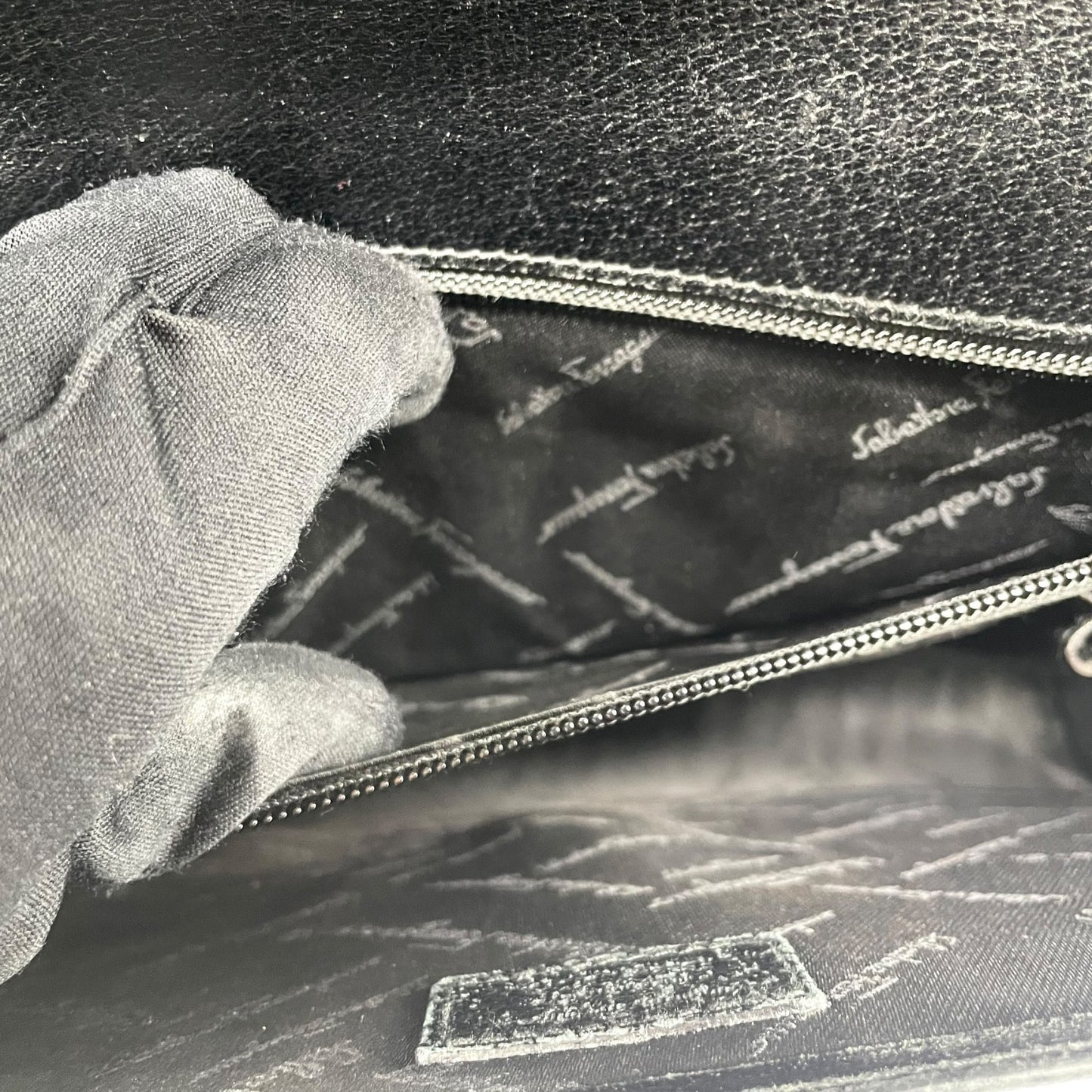 サルヴァトーレフェラガモ Salvatore Ferragamo ビジネスバッグ ブリーフケース レザー 黒 ブラック ダイヤルロック D5