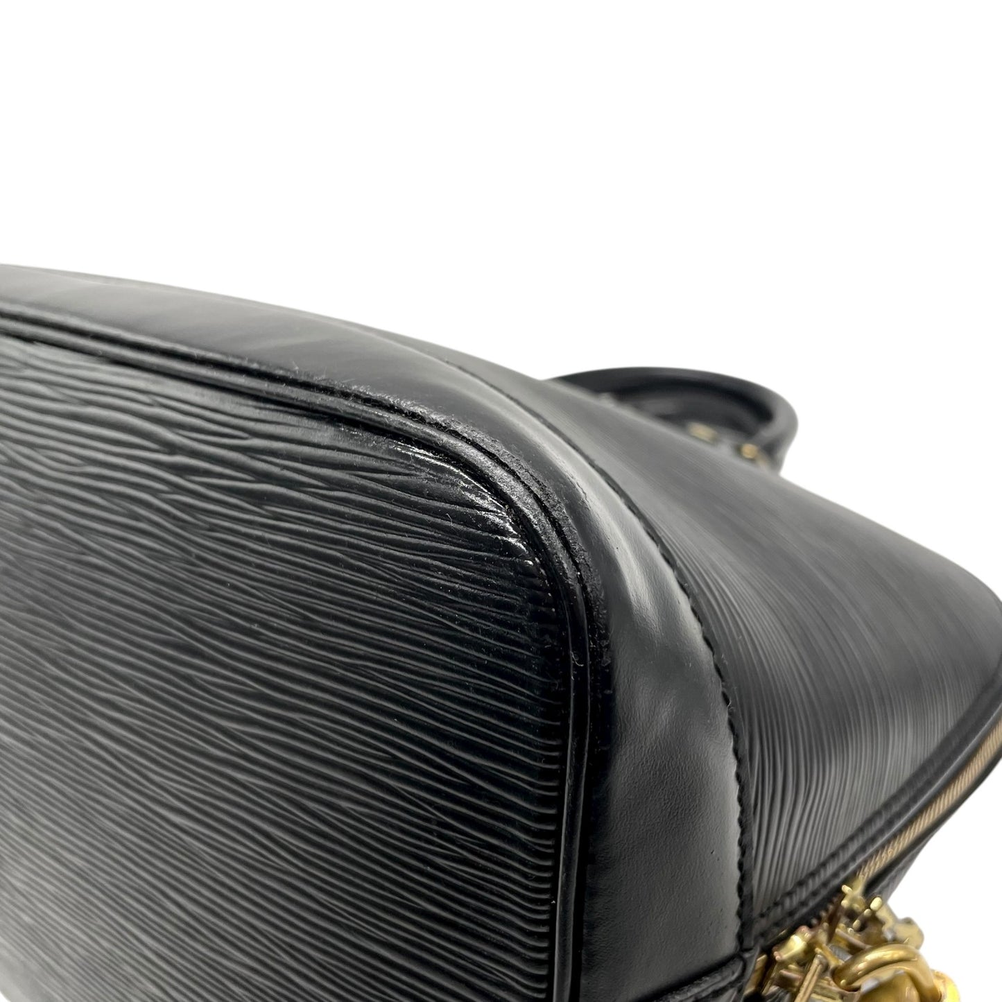 ルイヴィトン LOUIS VUITTON LV エピ アルマ ショルダーバッグ ハンドバッグ ドーム型 パドロック付き 2WAY ノワール ブラック 黒 ゴールド金具 D